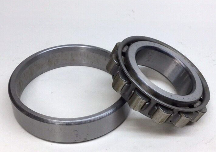 SNR N208 Cylindrical Roller Bearing 40mm ID X 80mm OD X 18mm W N-208