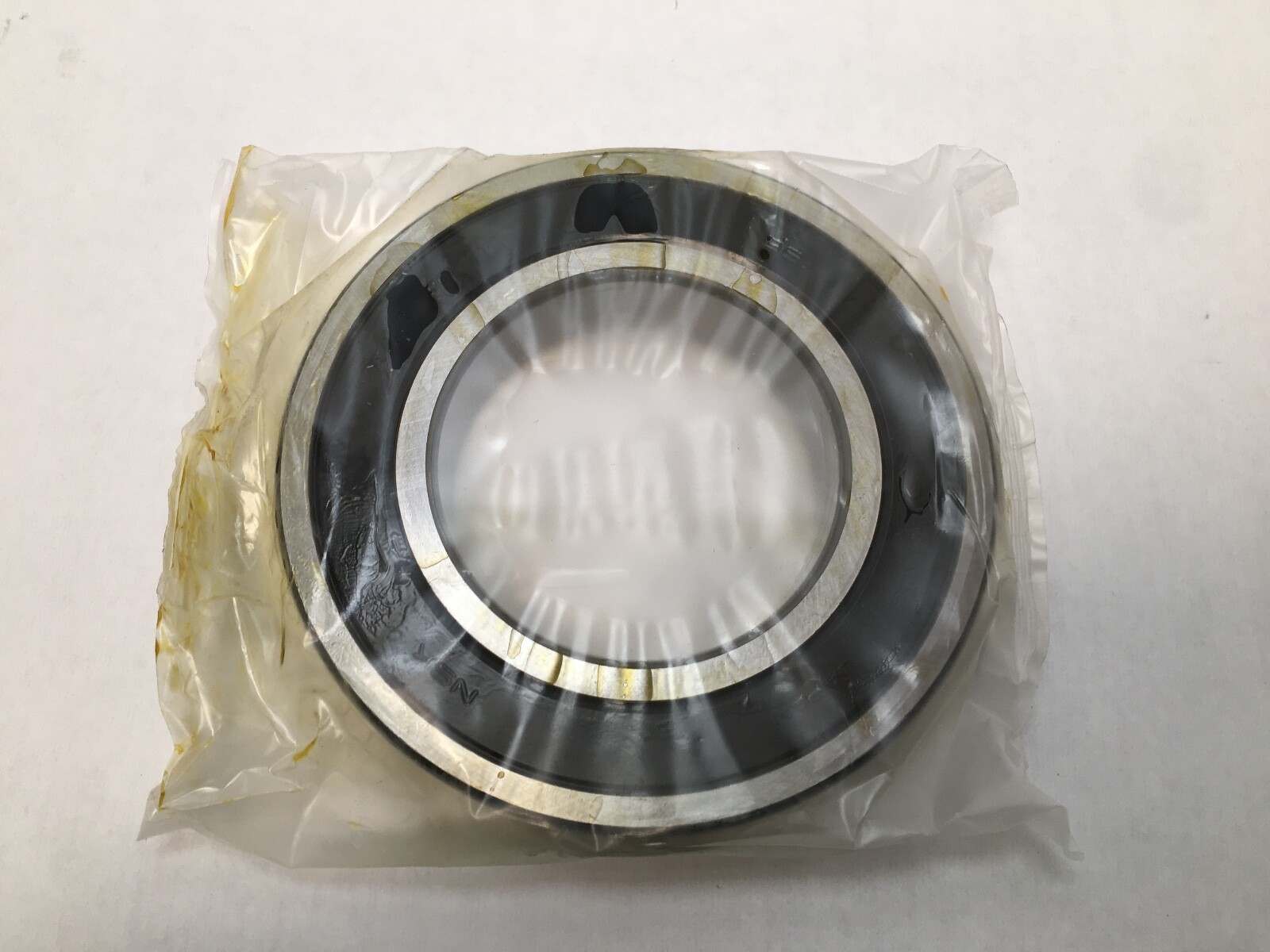 NSK 6214VVC3E Bearing Rubber Seals 70x125x24 mm 6214 VV 2RS RS C3 E 6214RS Japan