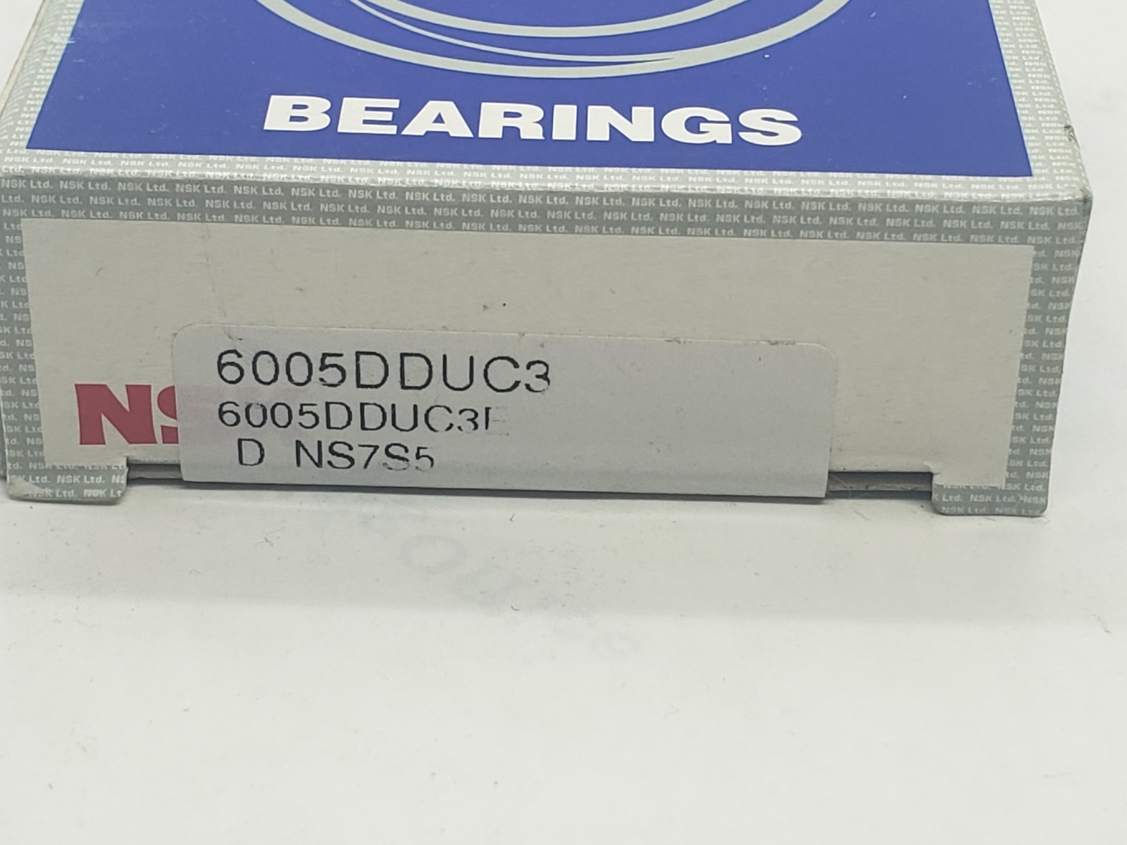 NSK 6005DDUC3 DEEP GROOVE BALL BEARING 25x47x12mm, NIB
