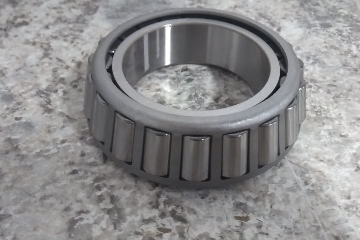 NTN 32215U 75mm Bore Diameter Tapered Roller Bearing Assembly