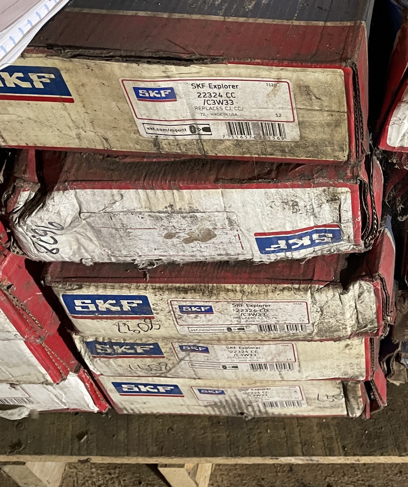 SKF 22324 CC/C3W33 SPHERICAL ROLLER BEARING (200861)