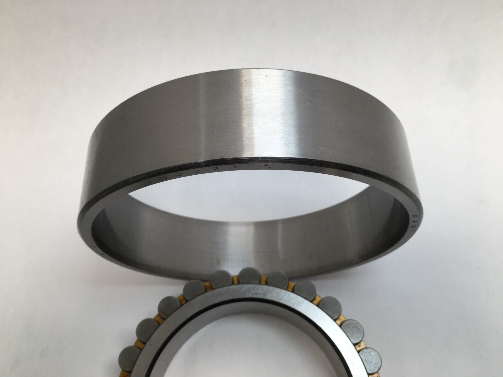 FAG NN3021KM.SP Bearing 105x160x41 mm NN3021 NN-3021-K-M-SP Germany