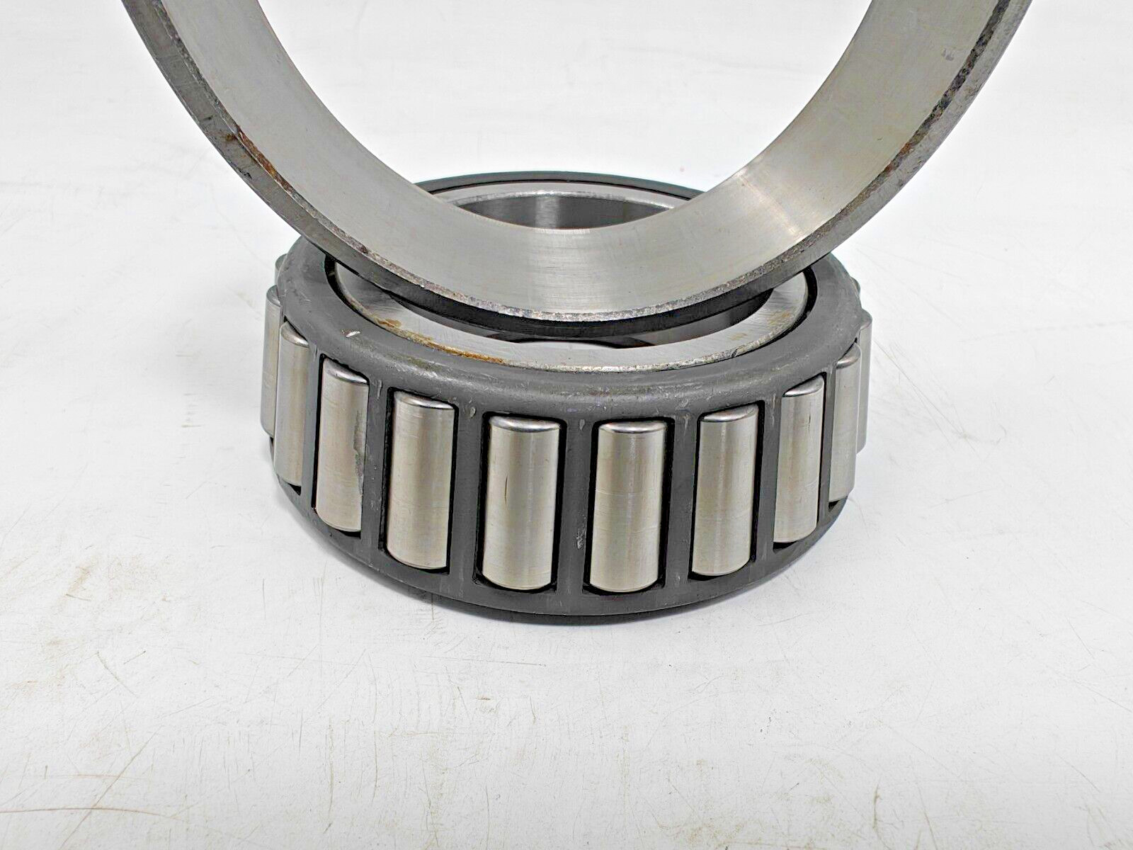 566 / 563 SKF Tapered Roller Bearing 69.85x127x36.512 mm SKF CK-566 / K-563