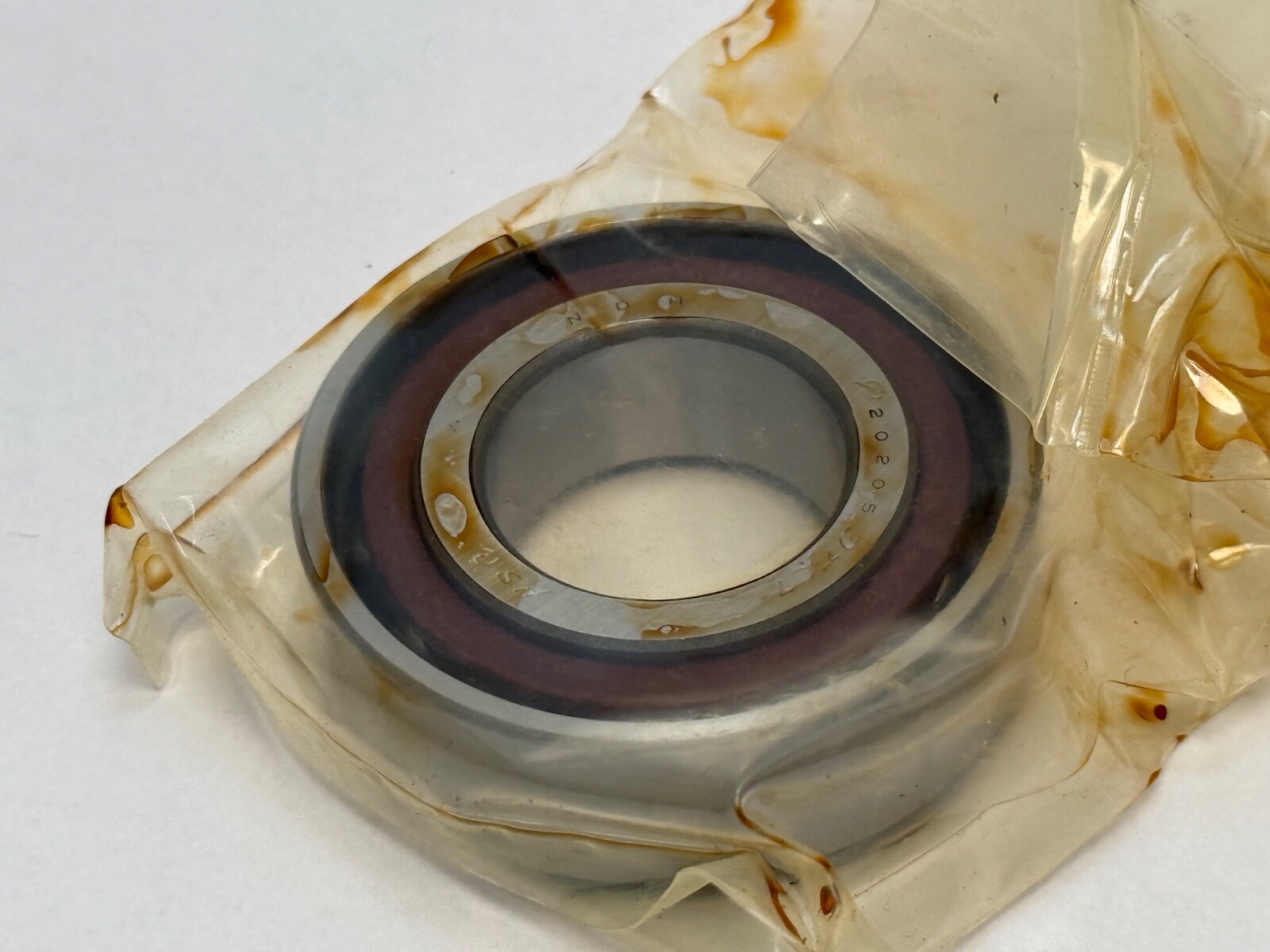 NDH Q20205DTL7A Angular Bearing 7205-C-P4 Q-20205-DT-L7A 25x52x15 mm