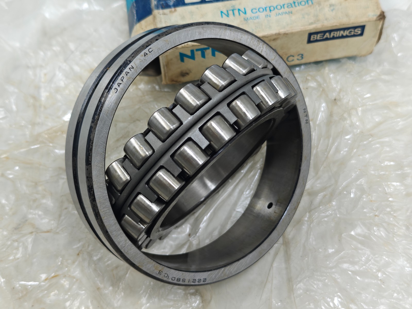22215 BKD1 C3 NTN Spherical Roller Bearing 75x130x31mm 22215BKD1 C3 Tapered Bore