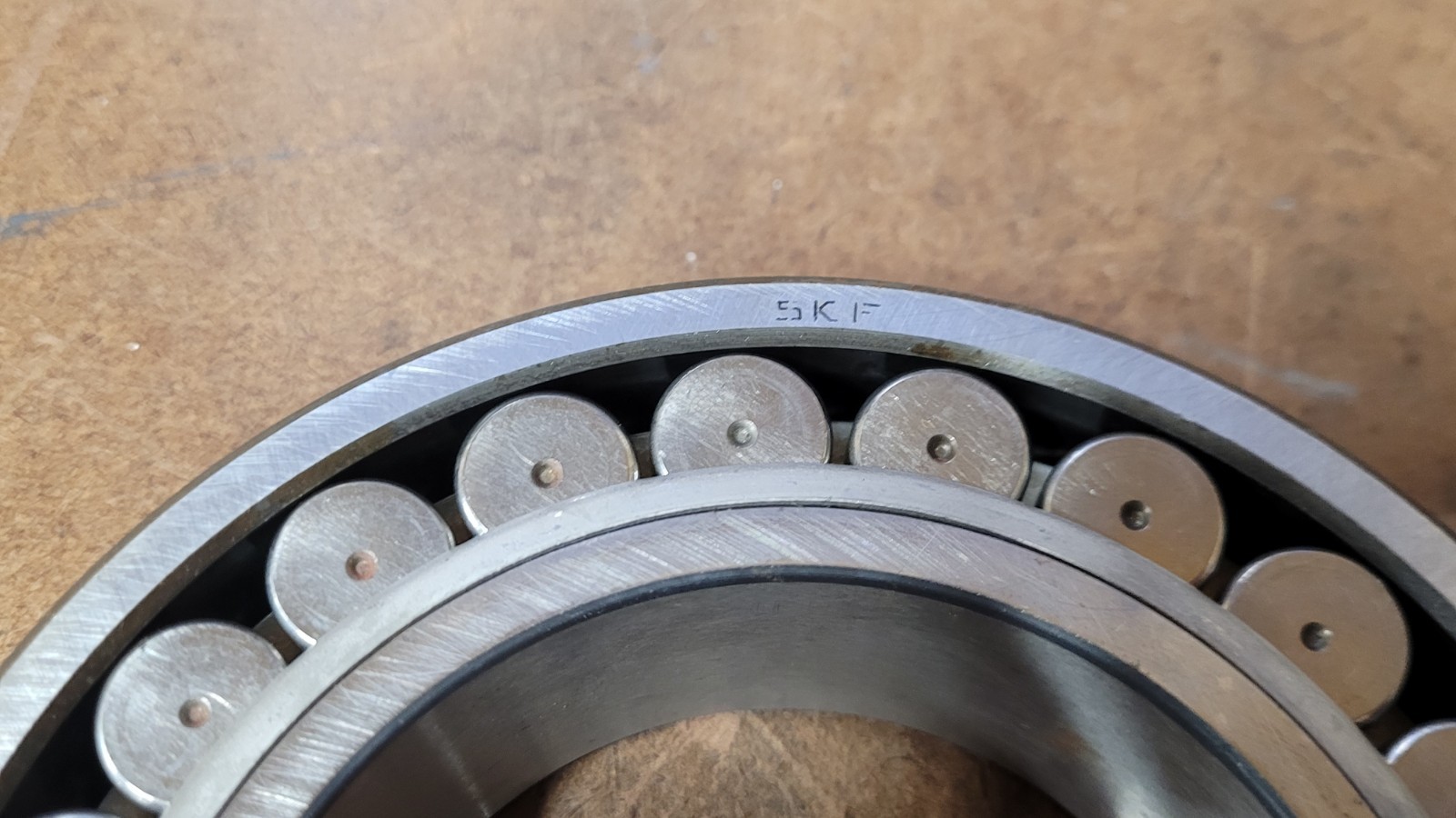 SKF 22216 EK Spherical Roller Bearing 80mm Tapered Bore 140mm OD 33mm Wide