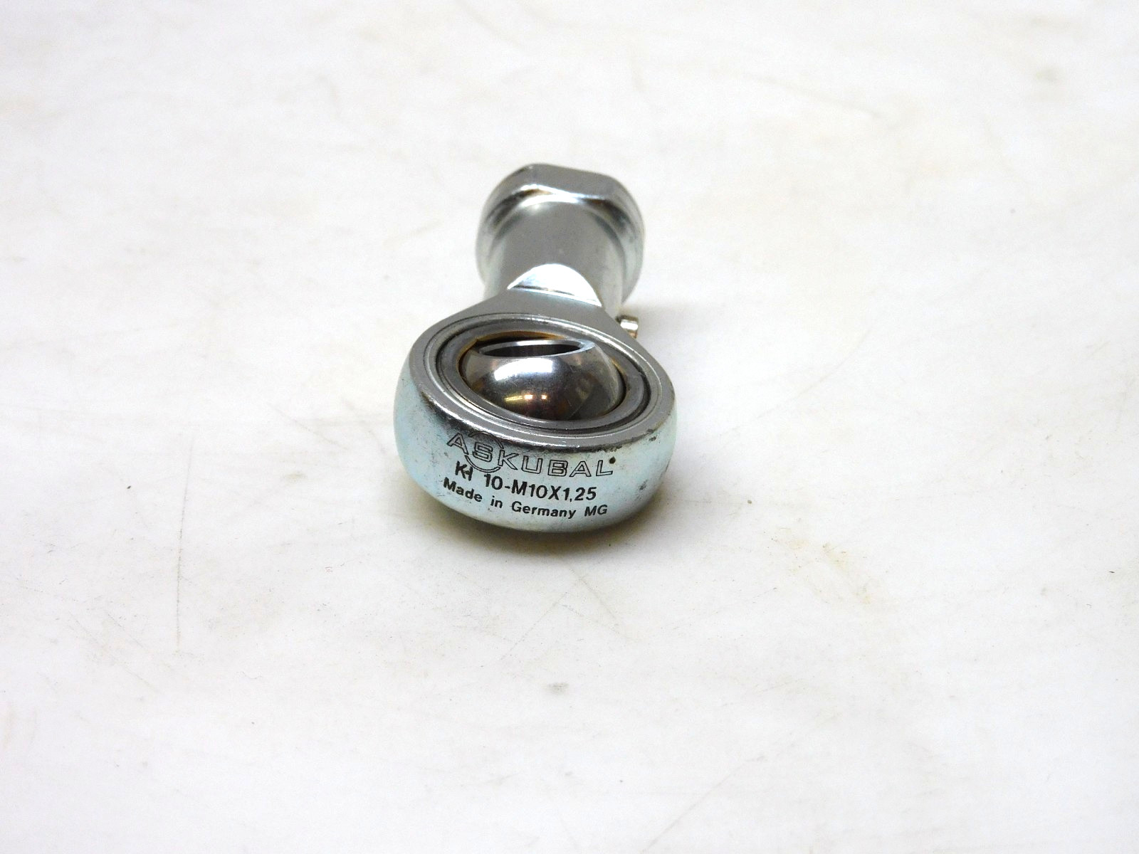 Askubal KI 10-M10x1,25 Rod End Bearing 10MM ID M10-1.25 RH Threads Female