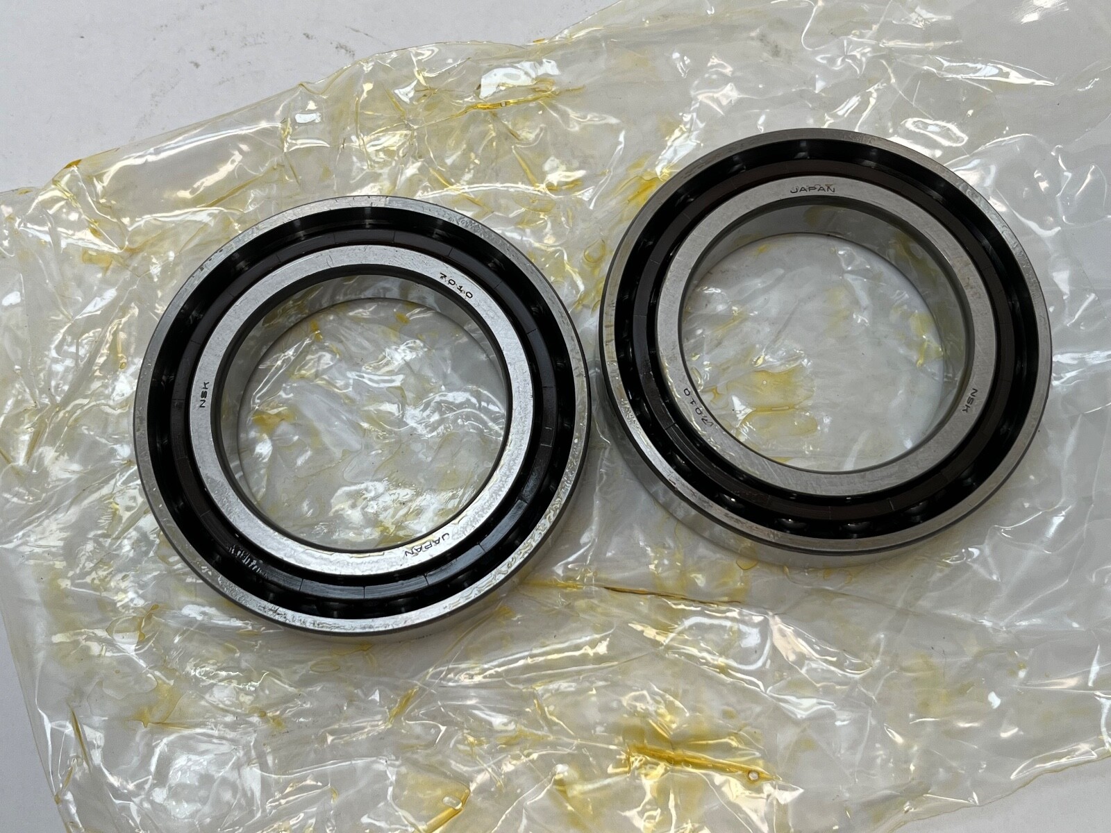 NSK 7010A5TYDUHP4 Bearing 7010E 7010-A5-TY-DUH-P4 50x80x16 mm 2 Pcs