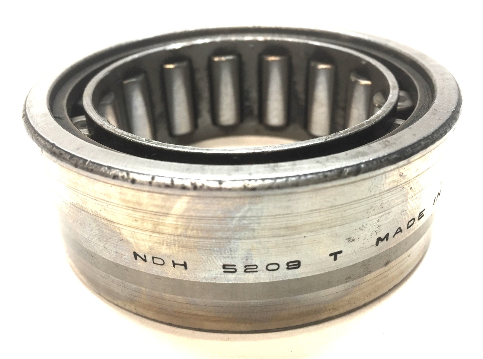 NDH Cylindrical Roller Bearing 5209T NOS