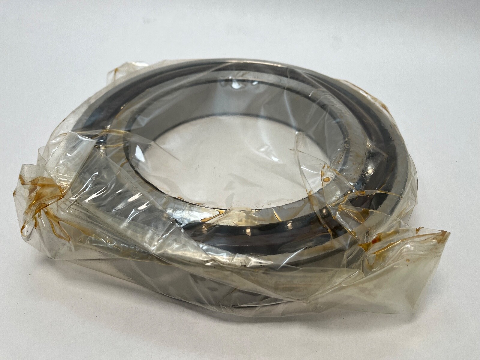 NSK 7034A5TRSULP4 Bearing 170x260x42 mm 7034A5 7034-A5-TR-SUL-P4 Japan
