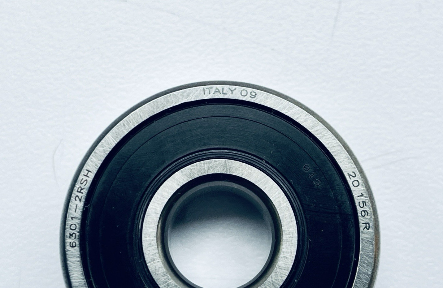 Lot of 2 SKF 6301-2RSH Deep Groove Ball Bearing 12mm-ID 37mm-OD 12mm-W