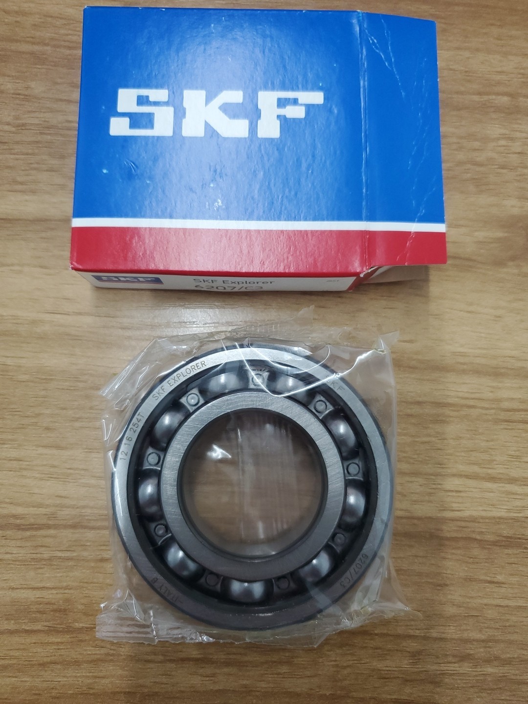 SKF 6207 C3 DEEP GROOVE BALL BEARING, OPEN TYPE, NO SEALS 35x72x17 mm