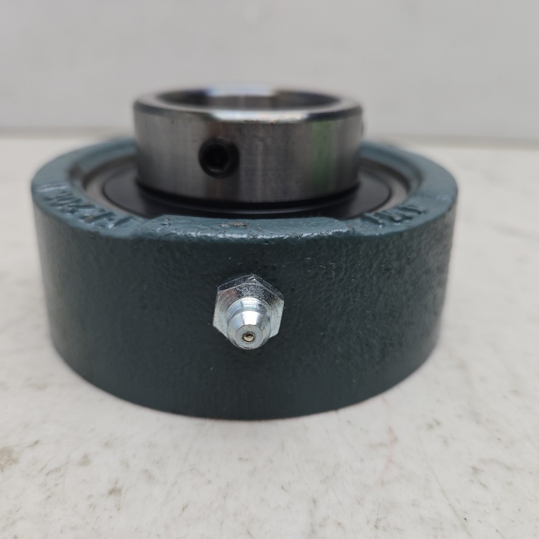 Ami Bearings UCFK208 Flange Bracket Bearing 40mm Bore 1-9/16″ 3 Bolt New