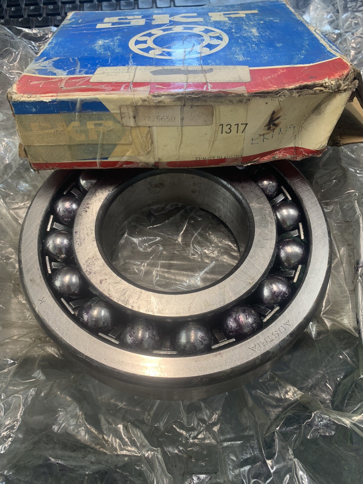 1317 SKF 85 x 180 x 41 mm 1317K BALL DOUBLE ROW 85X180X41 MM bearing self-all