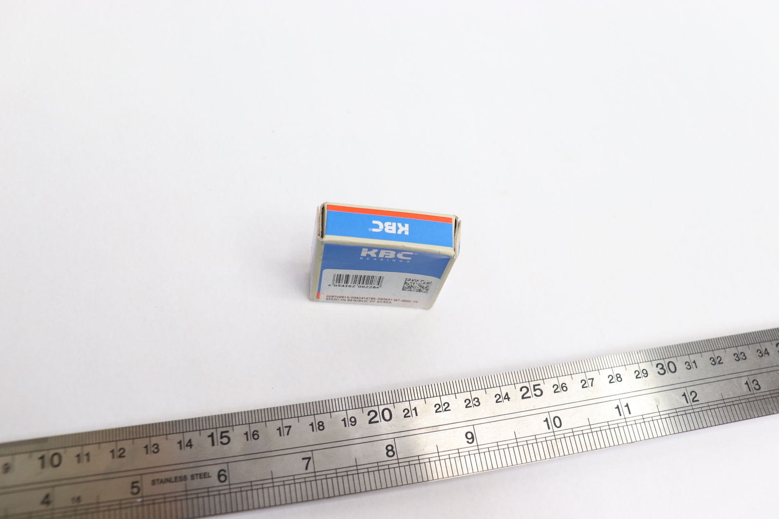 KBC Radial Deep Groove Ball Bearing Round Bore 12 MM ID x 32 MM OD x 10 MM W