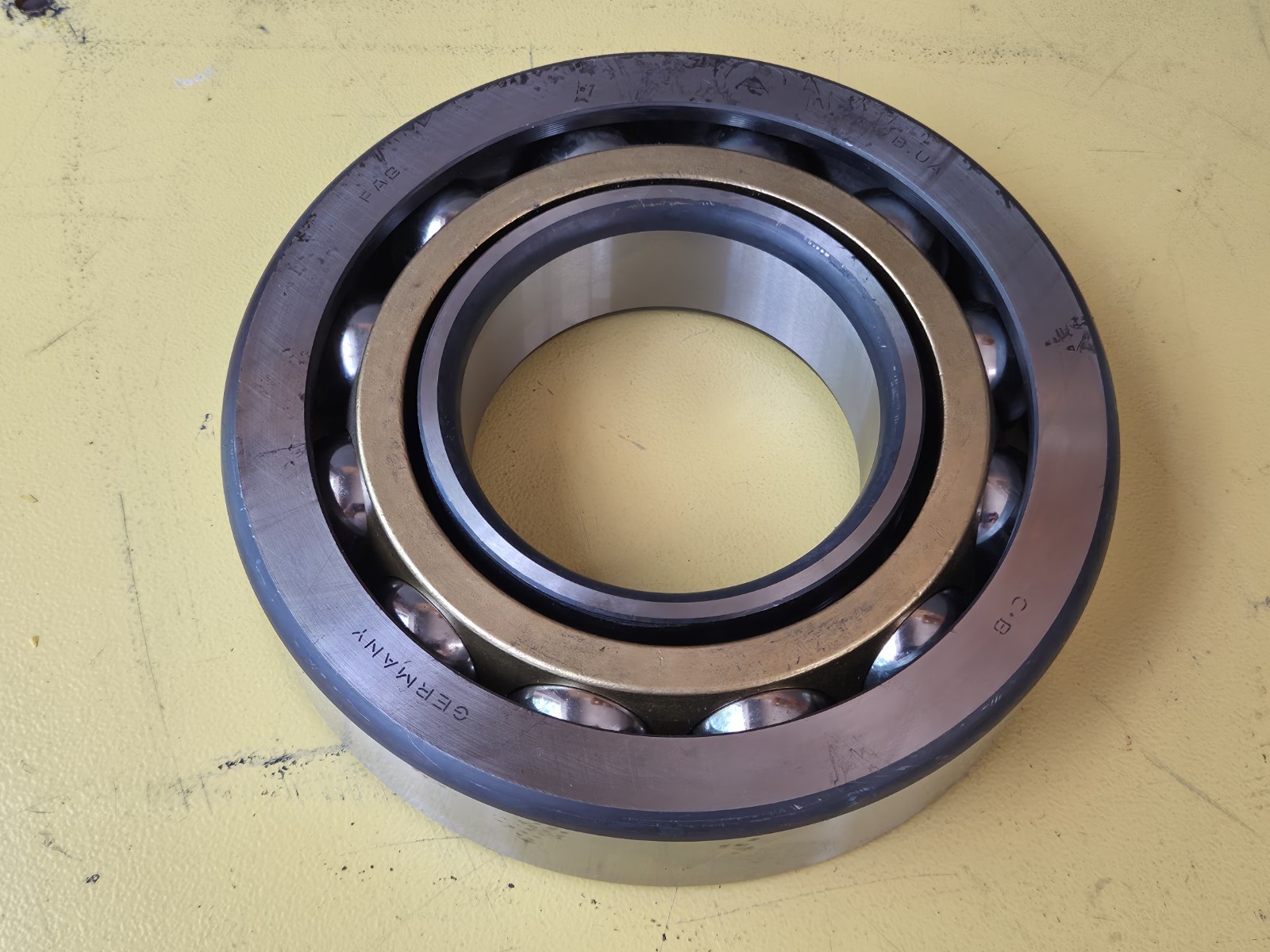 FAG 7317 B Ball Bearing 85mm Bore 180mm OD 41mm Wide