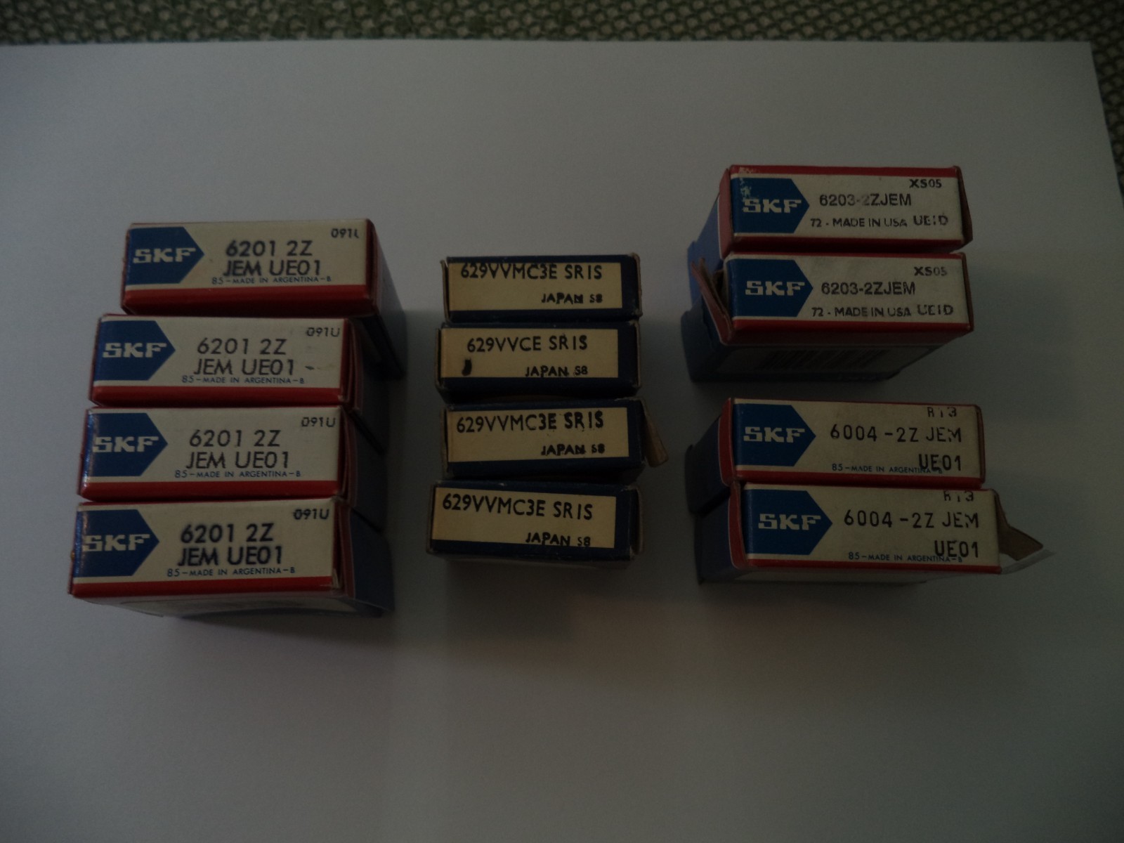 6201-2Z SKF (4) 6203-2ZJEM (2) 6004-2ZJEM (2) 629VVMC3E (3) 629VVCE (1) LOT