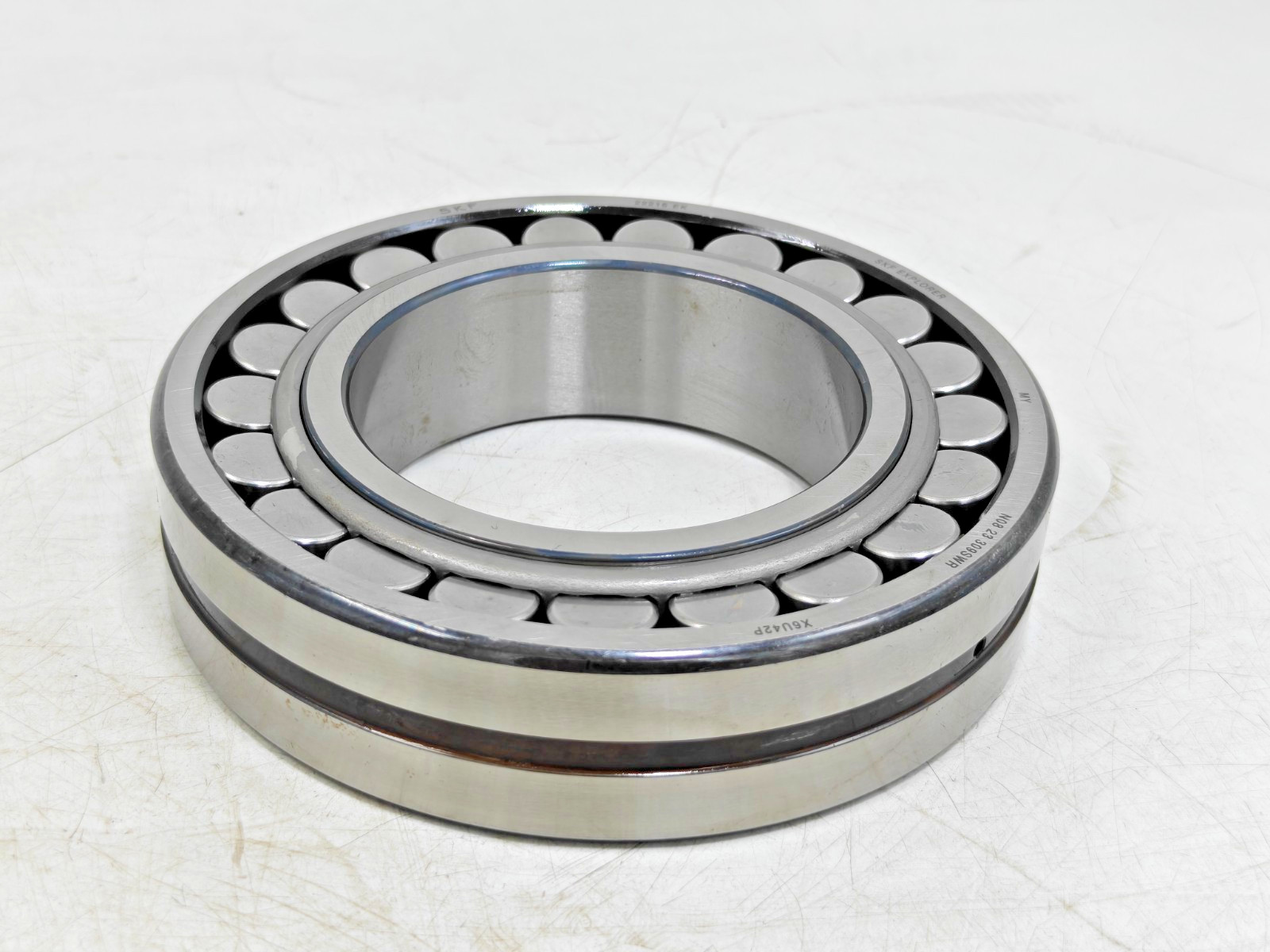 22216 EK SKF Spherical Roller Bearing SKF 22216EK W33 Tapered Bore 22216K