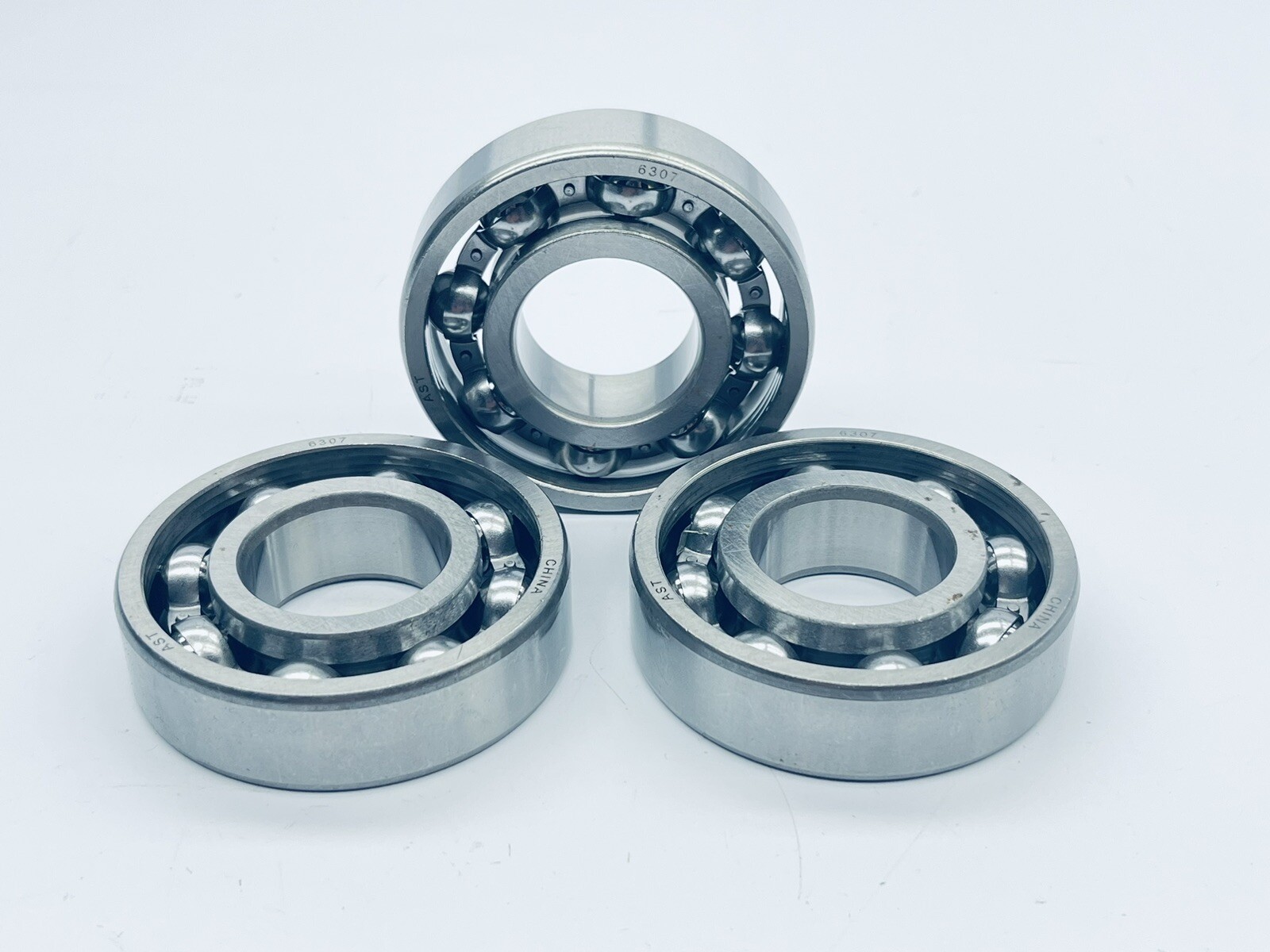 LOT OF 3 FAG 6307 DEEP GROOVE BALL BEARING 35mm-ID 80mm-OD 21mm-W