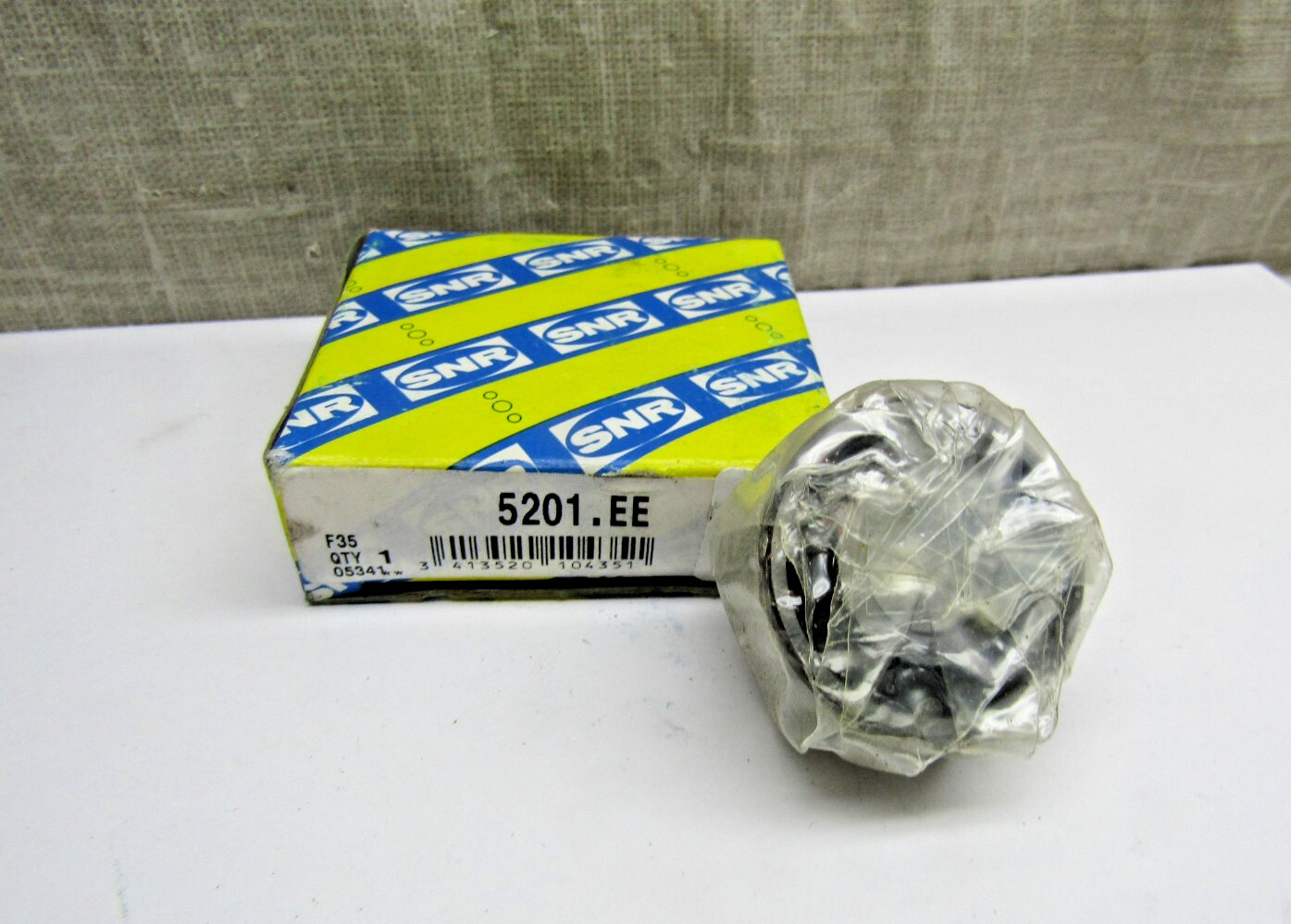 SNR 5201.EE 5201-2RS 12mm x 32mm x 5/8″ Sealed Bearing