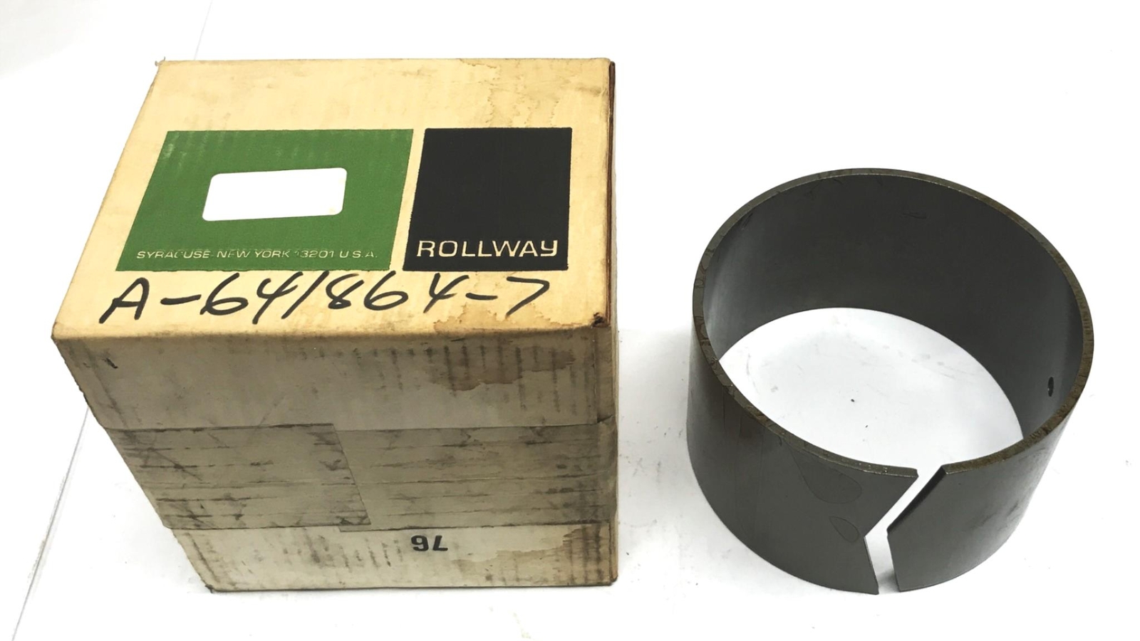 Rollway Split Outer Bearing Race A641864 NOS