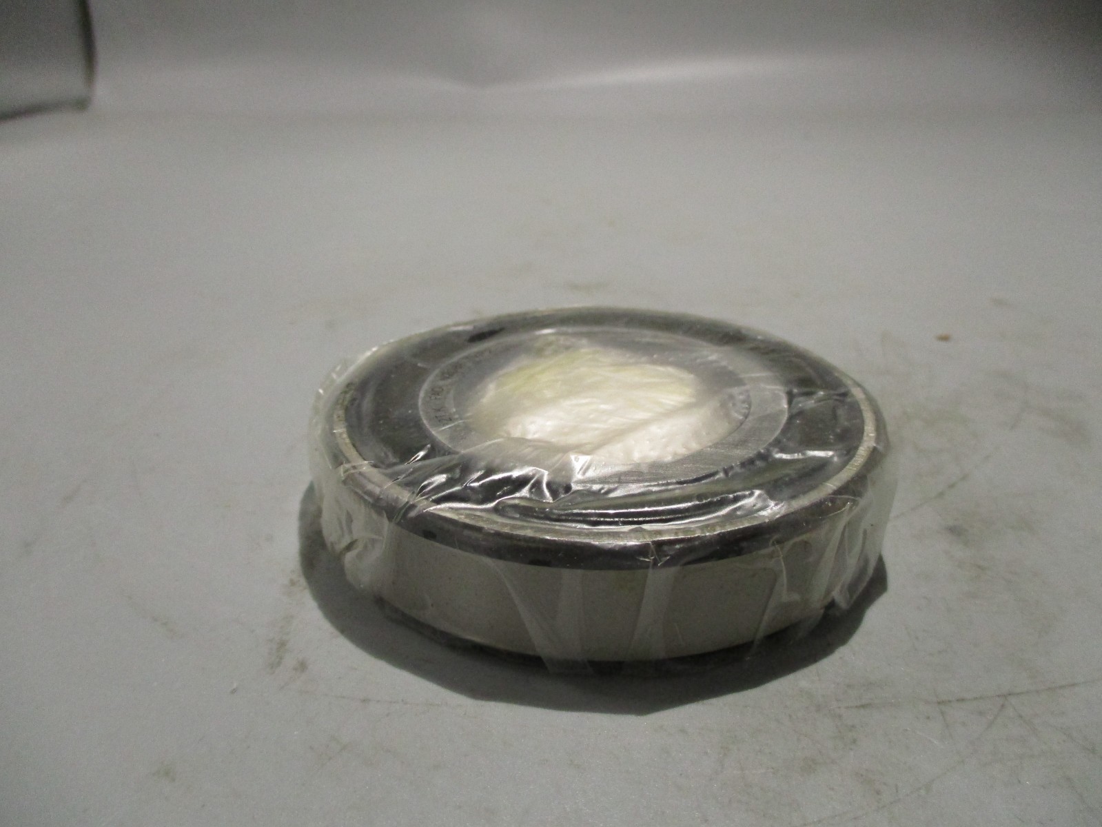 NEW FAG N208E.TVP2 CYLINDRICAL ROLLER BEARING