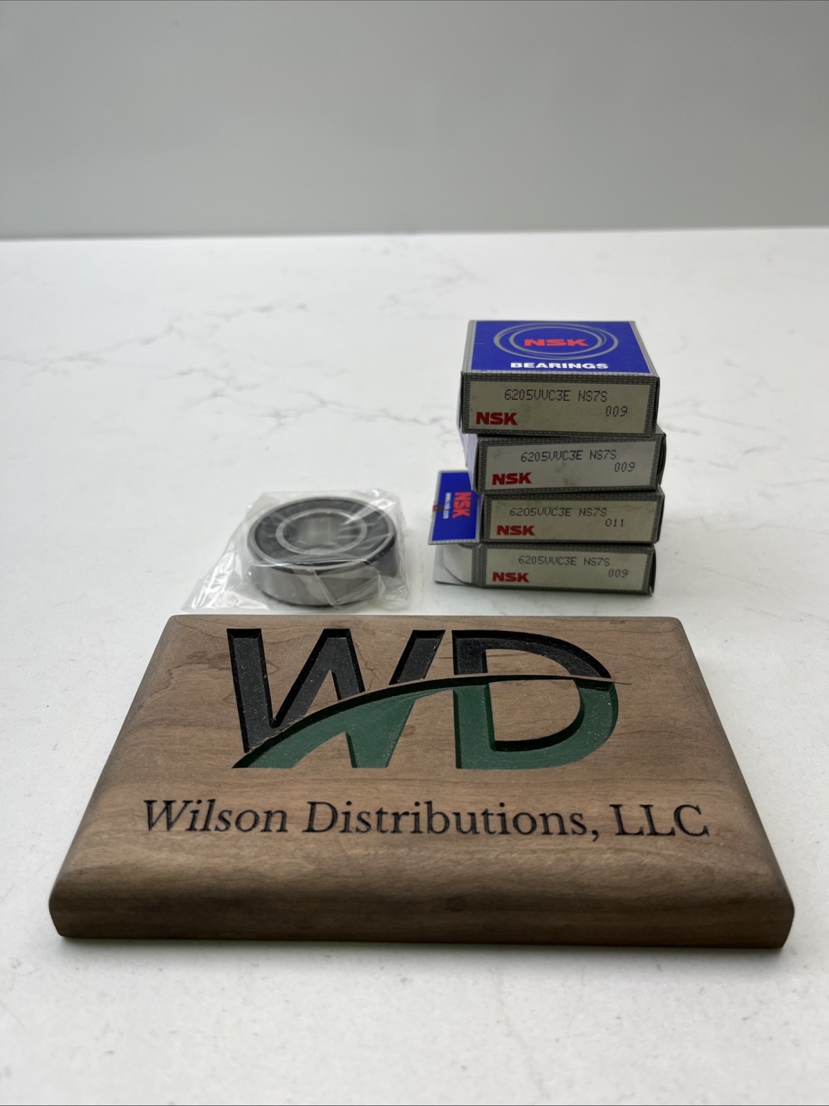 6205VVC3E NSK Bearing (Lot of 4)