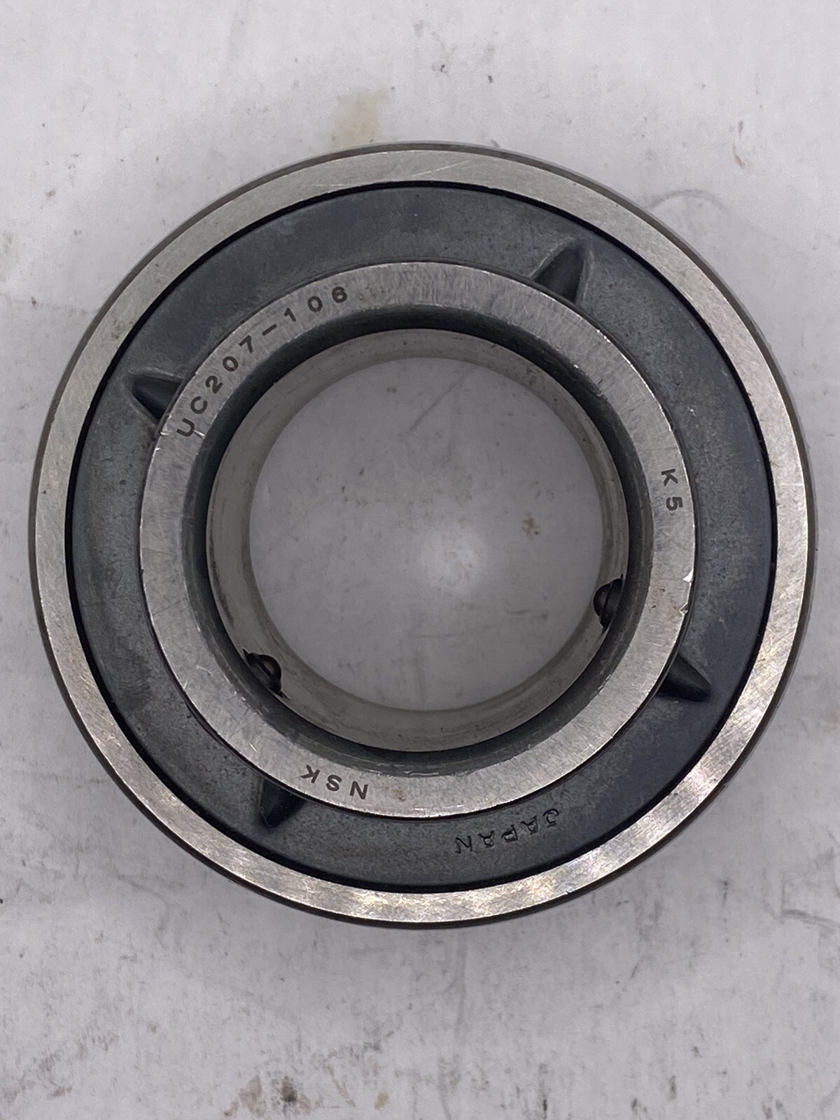 NSK Bearings UC207-106 Bearing Insert. NNB
