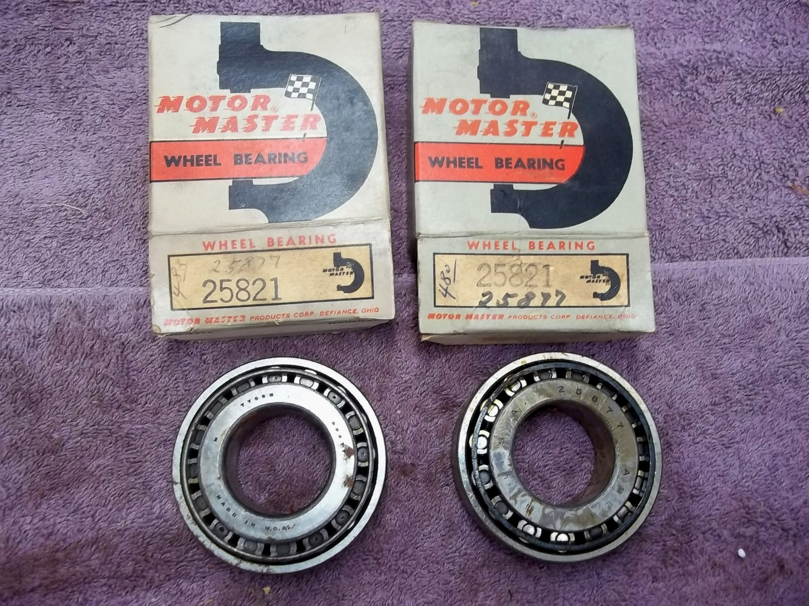 Lot of 2 Motor Master, 25877/21, Tapered Roller, Bearing (VP-44)