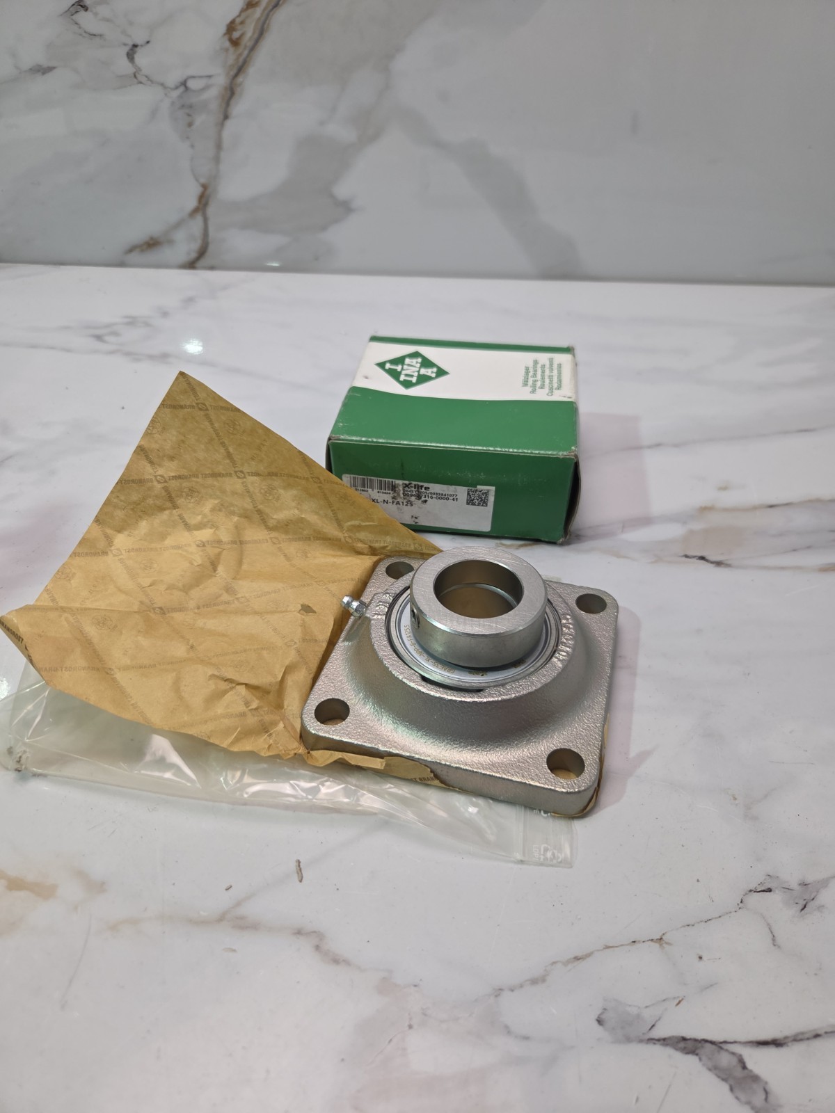 NEW! PCJ35-XL-N-FA125 INA 35 x 118 x 50,5 mm HOUSING/BEARING ASSY