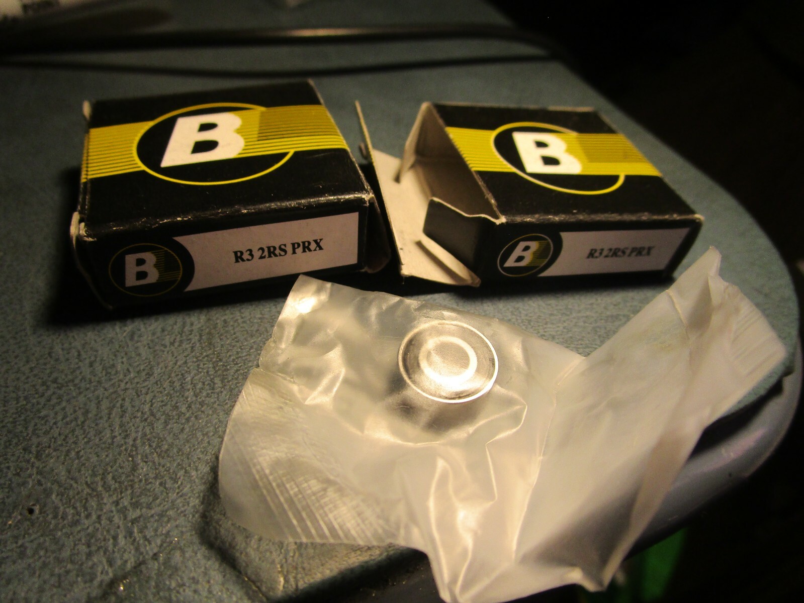 (2) Bearings Limited R3 2RS 0.1875″ ID x 0.5″ R3 2RS 1 Row Double Seal Radial