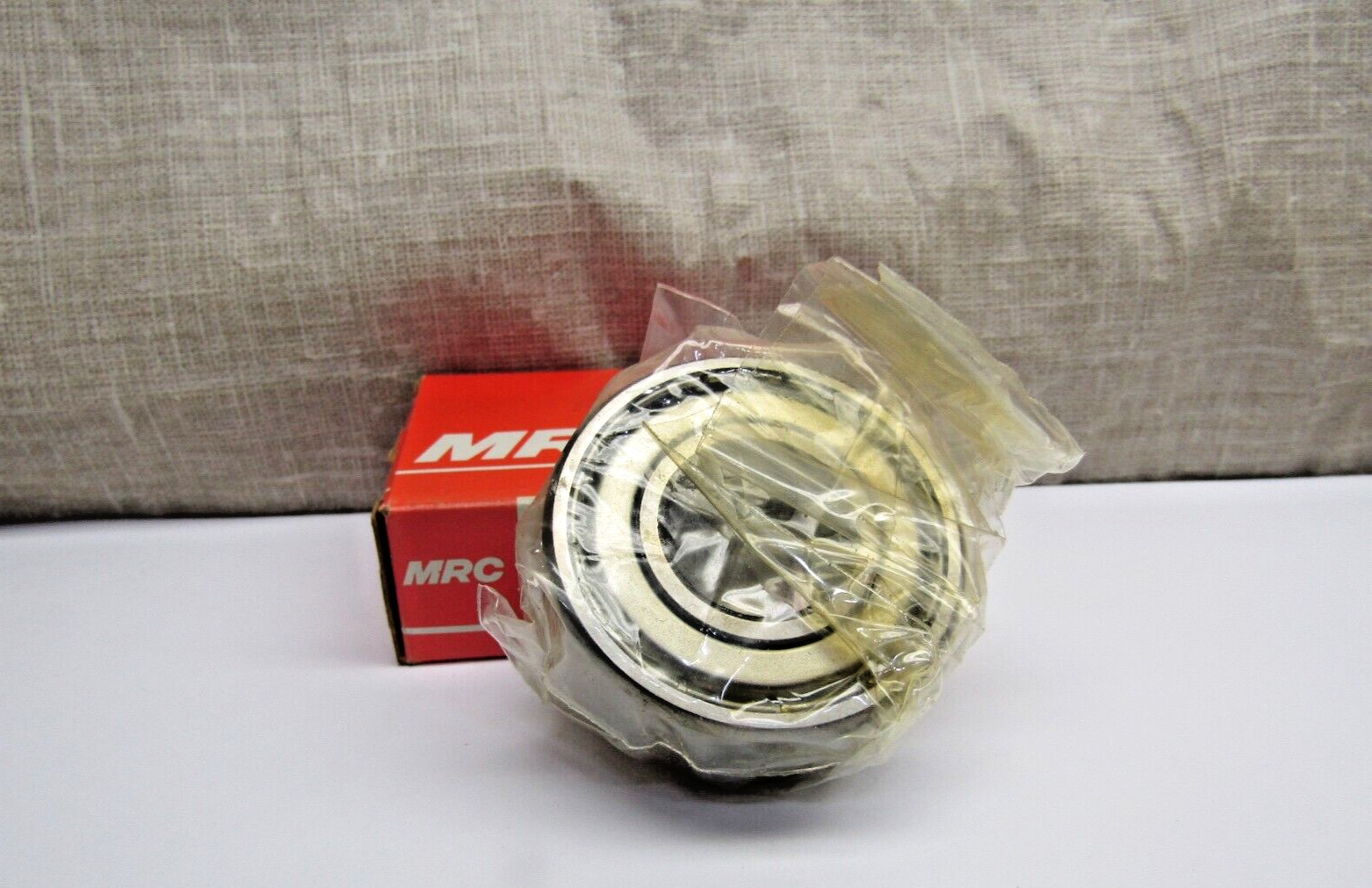 MRC SKF 204SFFC 20mm x 47mm x 20.6mm (13/16″) Shielded Double Row Bearing