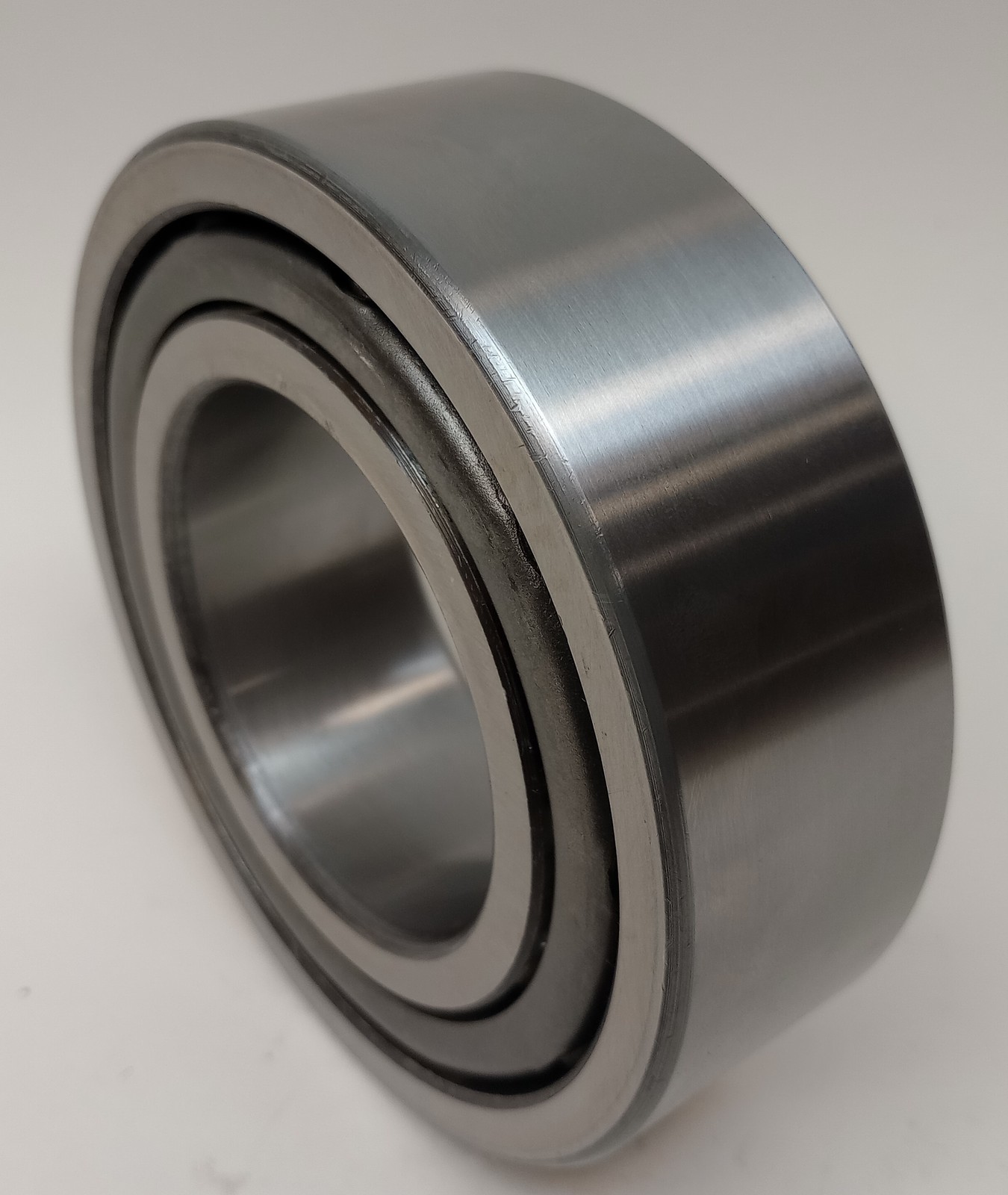 SKF 5213 Angular Contact Ball Bearing 65 x 120 x 1.500in Double Row