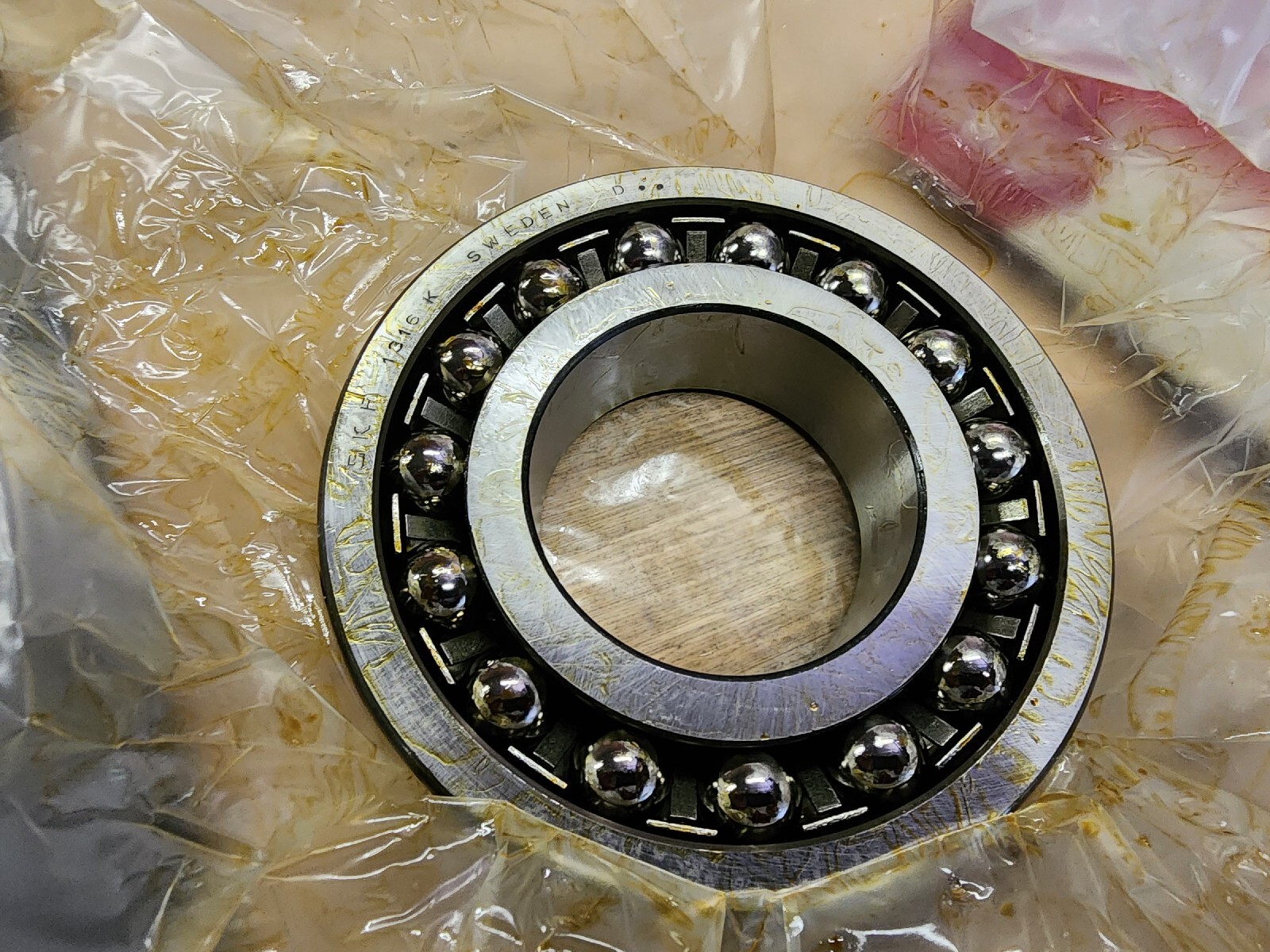 SKF 1316 KJ Self Aligning Double Row Ball Bearing 170MM OD x 80MM ID x 39MM W