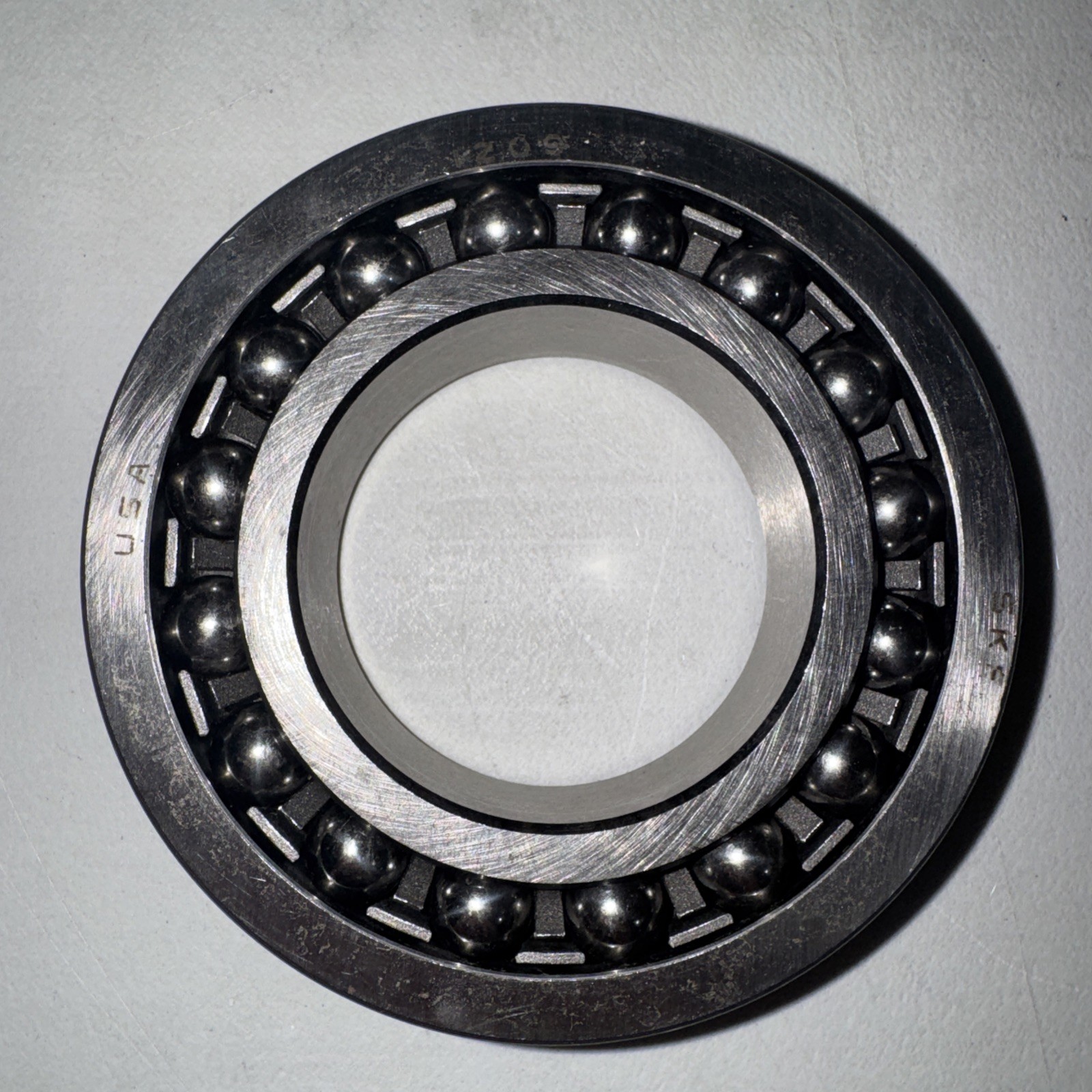 USA 1209 Bearing SKF / B2 R2