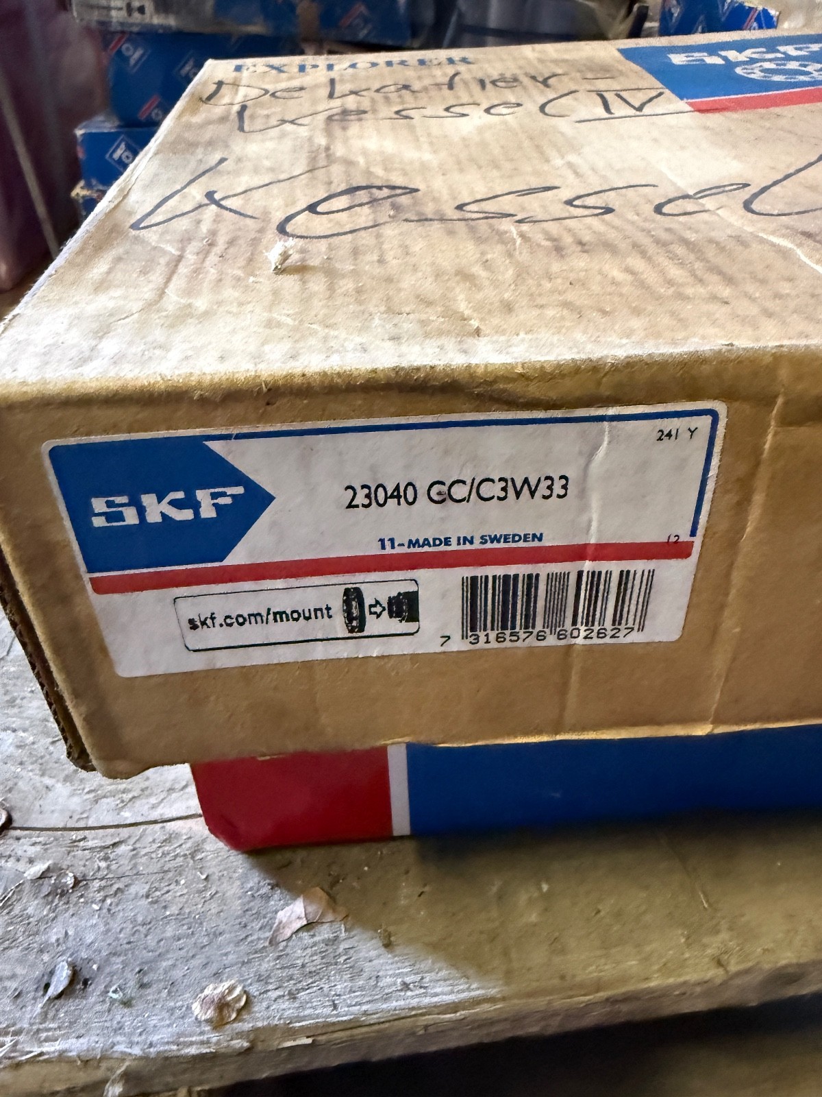 SKF 23040 CC/C3W33 Spherical Roller Bearing / Unused / Original Packaging