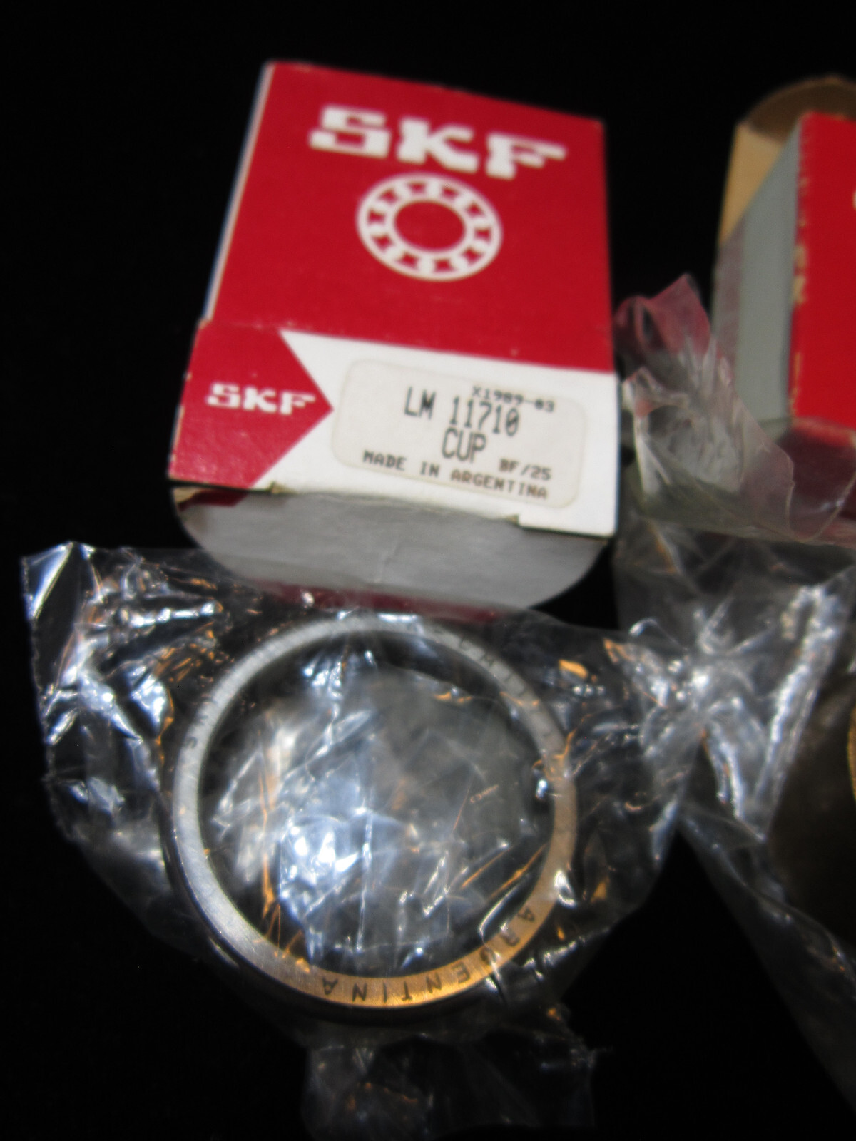 SKF x1989-03 LM 11710 CUP BF/25 + (2) BS 16516 Parts ~ New Old Stock