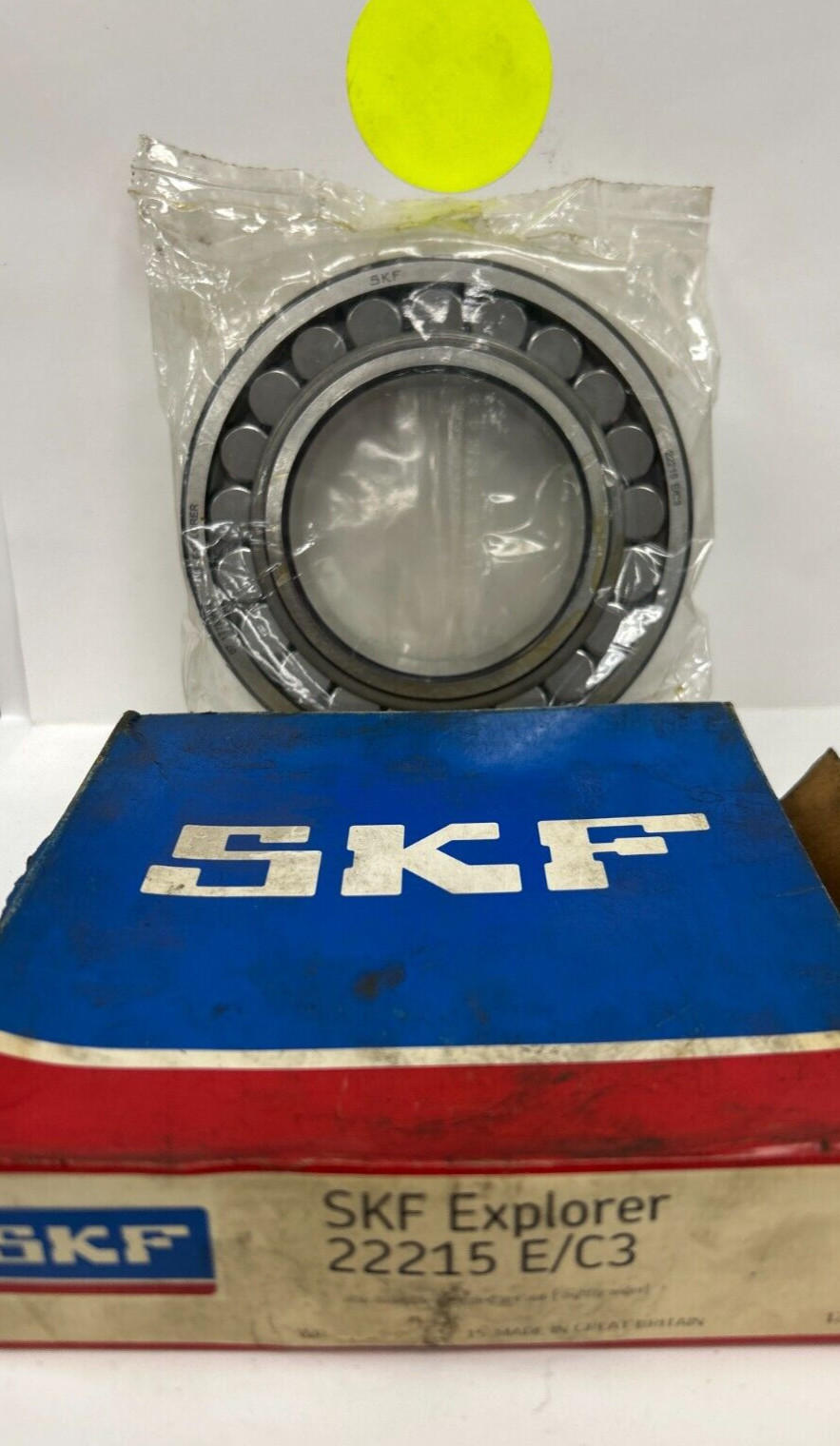 SKF SPHERICAL ROLLER BEARING 22215 E/C3 75 MM ID 130 MM OD 31 MM WIDTH