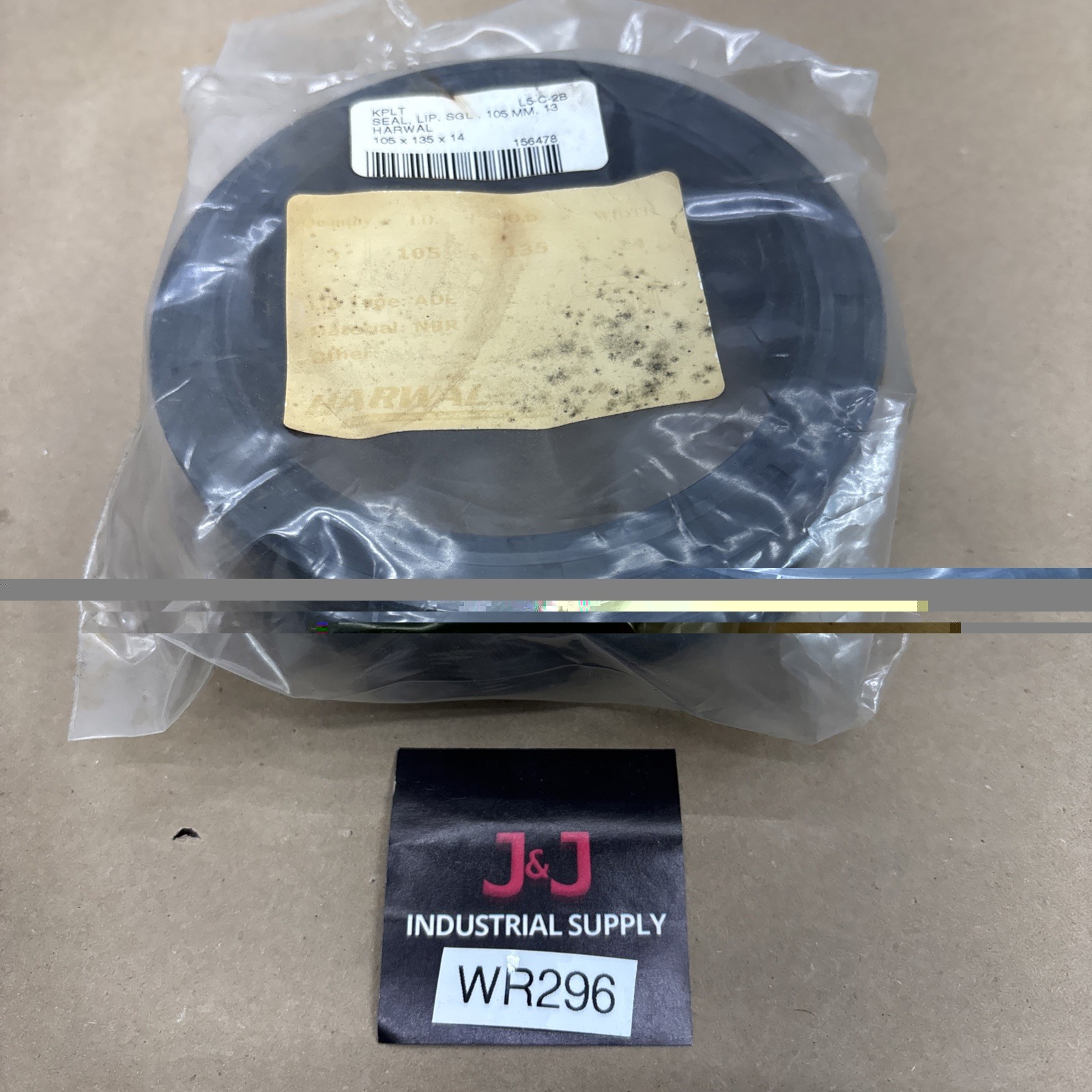 (3)HARWAL 105MM X 135MM X 14MM TC METRIC OIL SEAL NEW NIB!