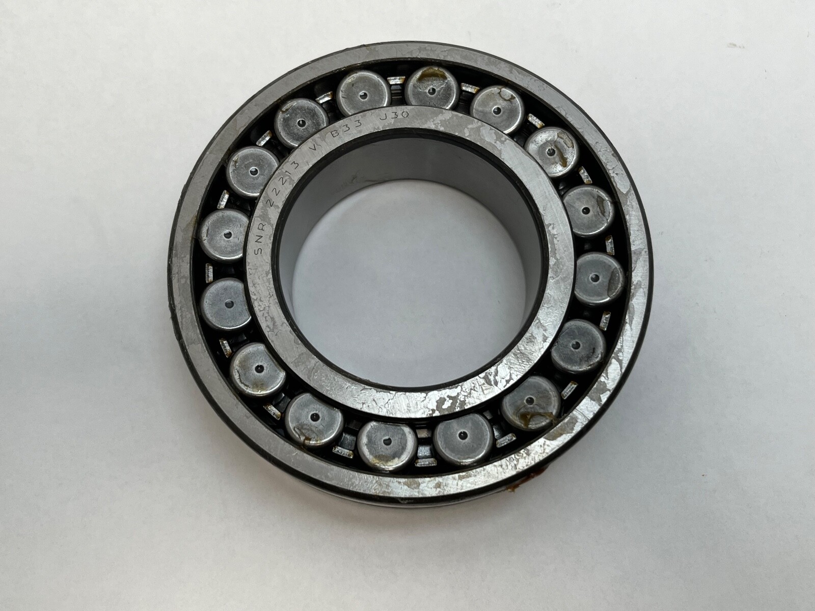 SNR 22213VB33J30 Spherical Bearing 65x120x31 mm 22213-V-B33-J30 22213W33C3
