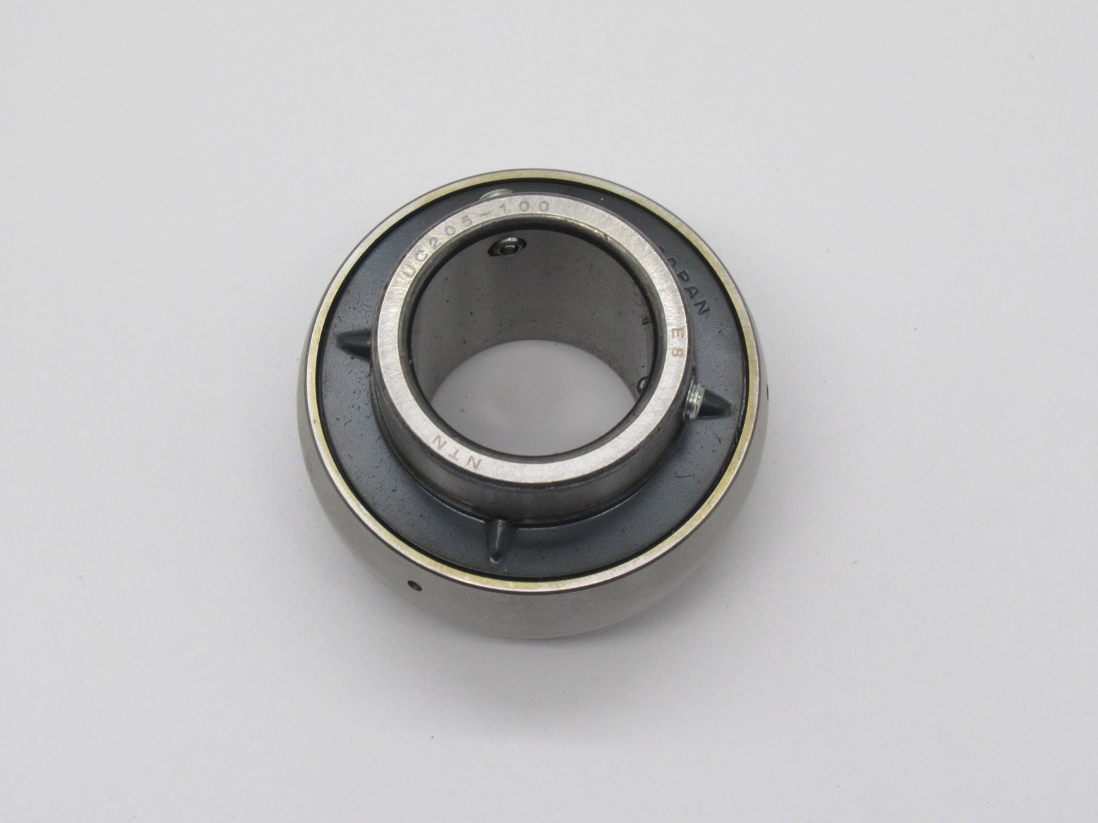 NTN UC205-100D1 Ball Insert Bearing w/ Set Screw 1″ ID x 2.047″ OD NOP