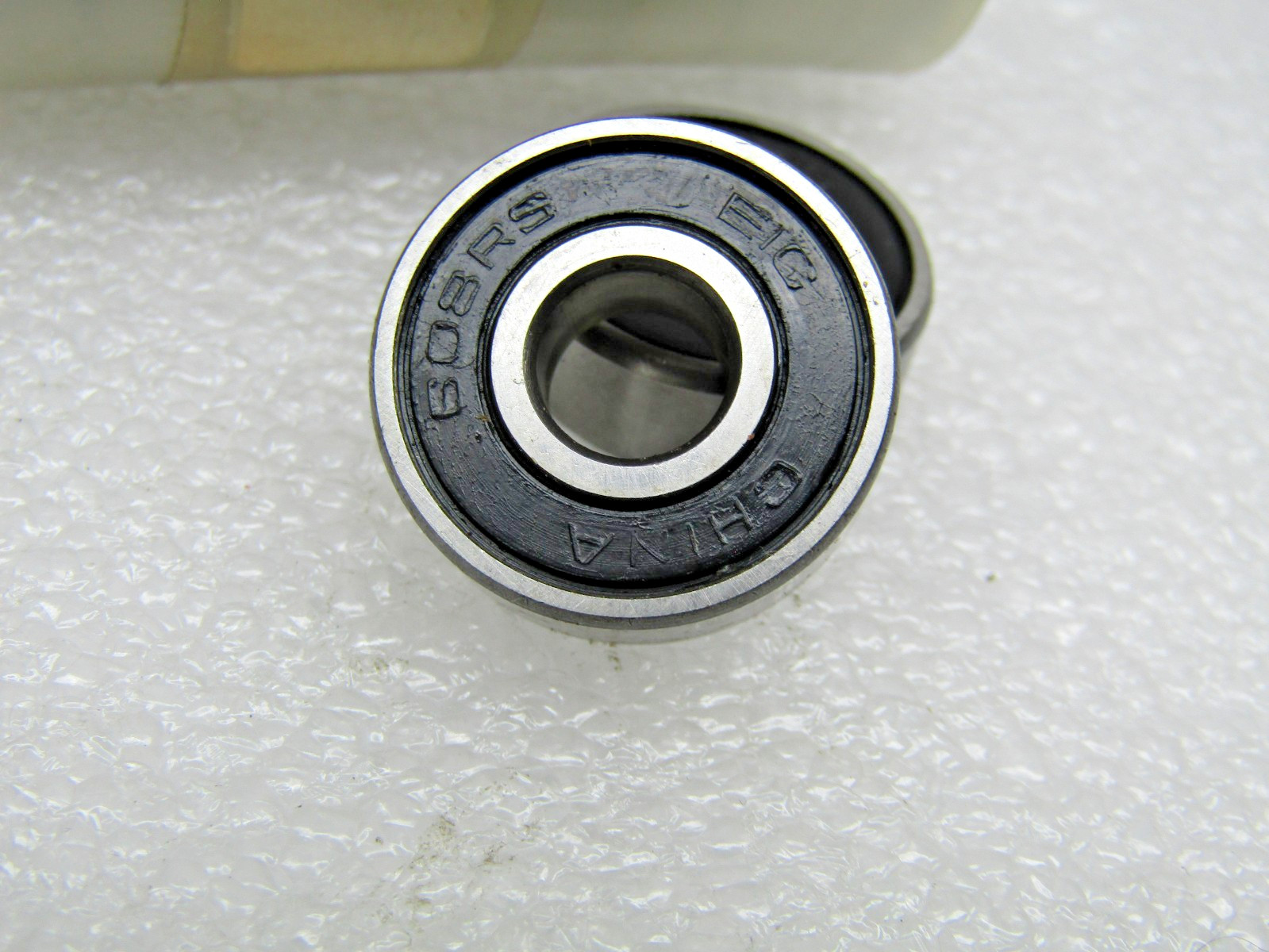 (10 Tubes of 10) EIC 608-2RS 8mm X 22mm X 7mm Sealed Bearing