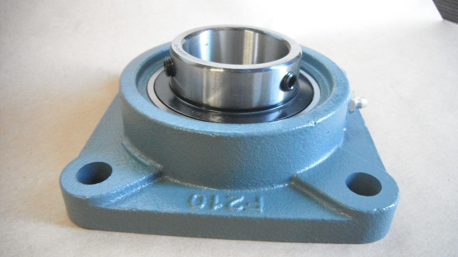 ASAHI/ AMI UCF210-31 Set Screw Locking Four-Bolt Flange Unit
