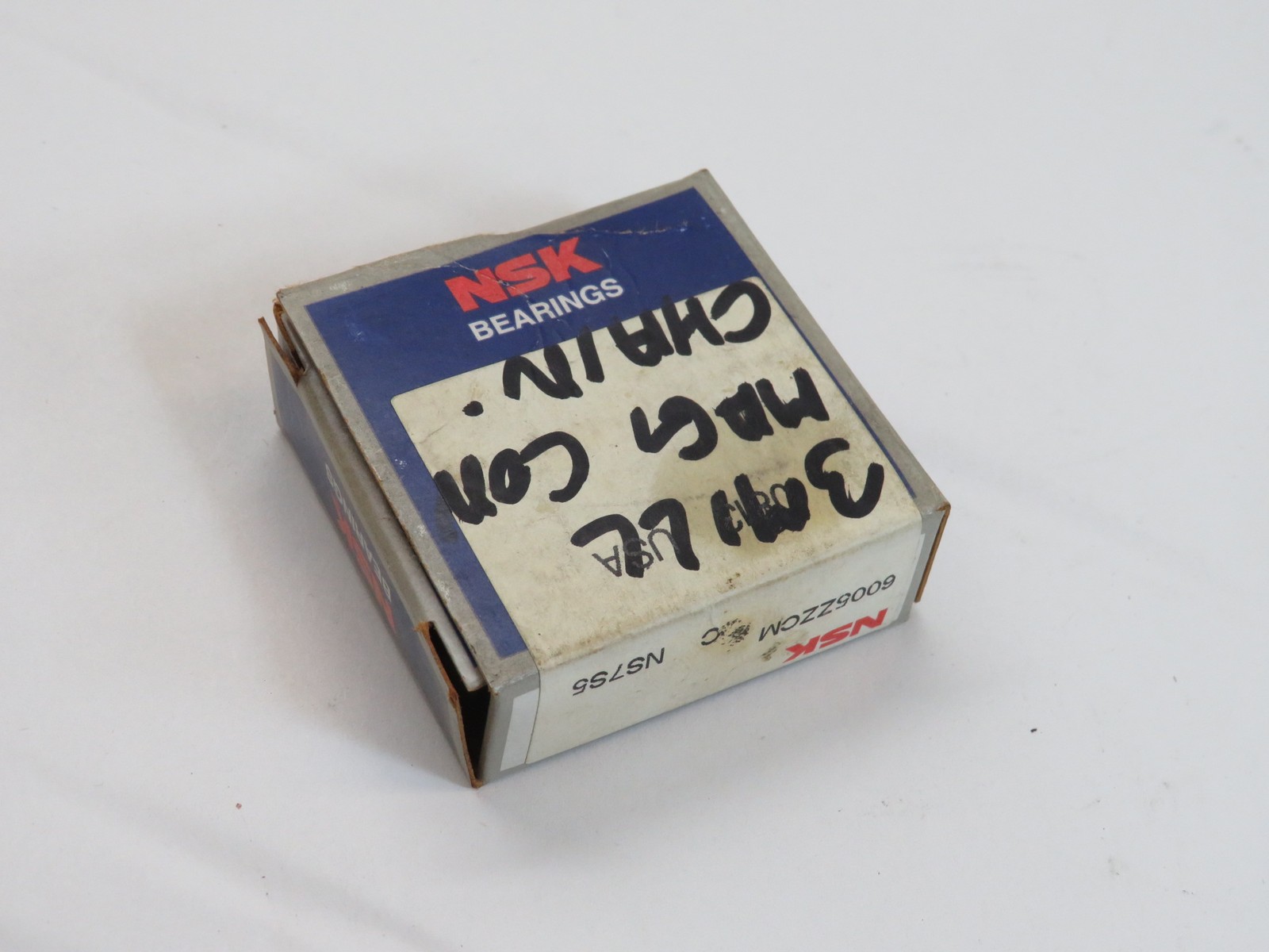 NSK 6005ZZCM Deep Groove Ball Bearing 47mm OD 25mm ID 12mm W BOX DAMAGE NEW