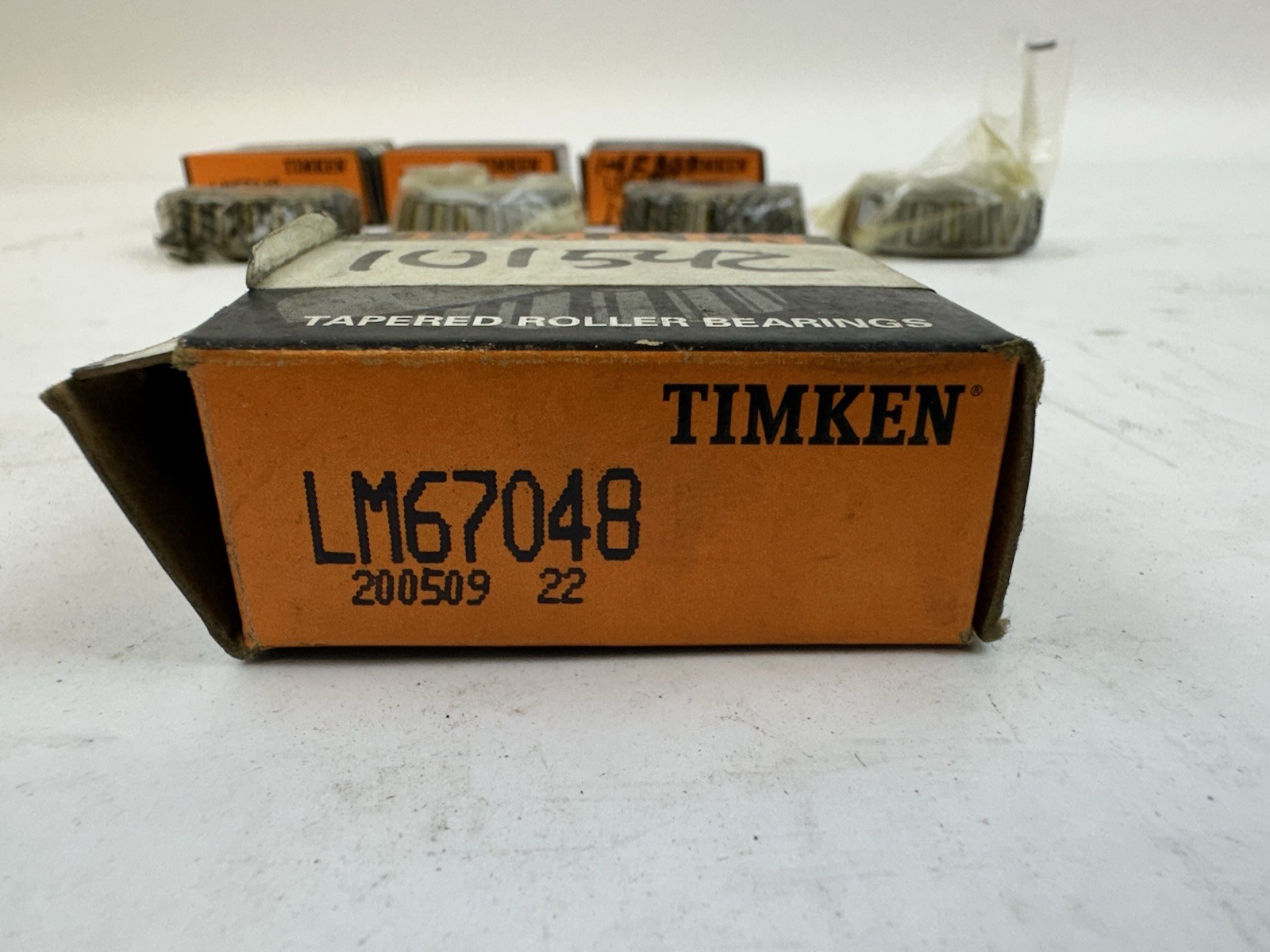 TIMKEN LM67048 TAPERED ROLLER BEARINGS LOT OF 4
