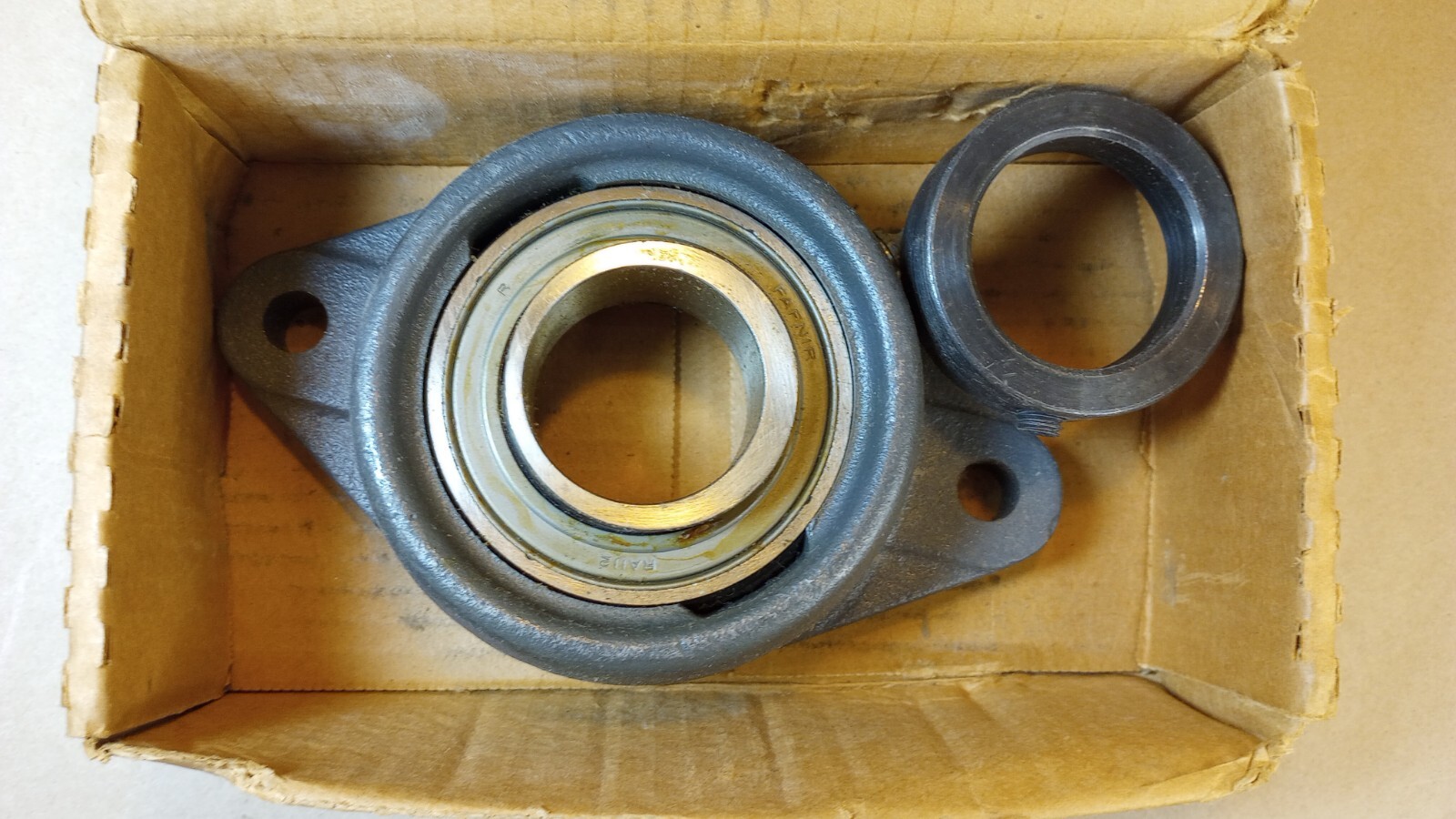 Torrington Fafnir VCJT 1 3/4 Ball Bearing Housed Unit NOS