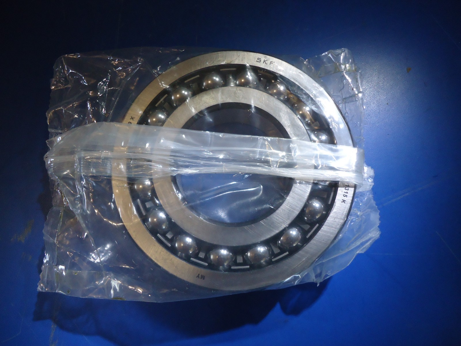 NEW SKF 1315K OPEN BALL BEARING 75 x 160 x 37 MM NO BOX