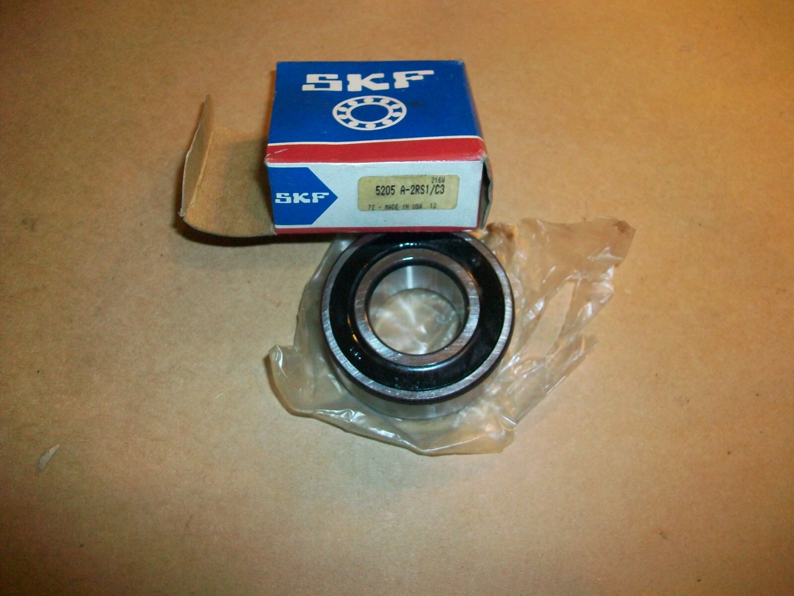 NIB SKF 5205 A-2RS1-C3 BALL BEARING 5205 A-2RS1/C3 NEW IN BOX