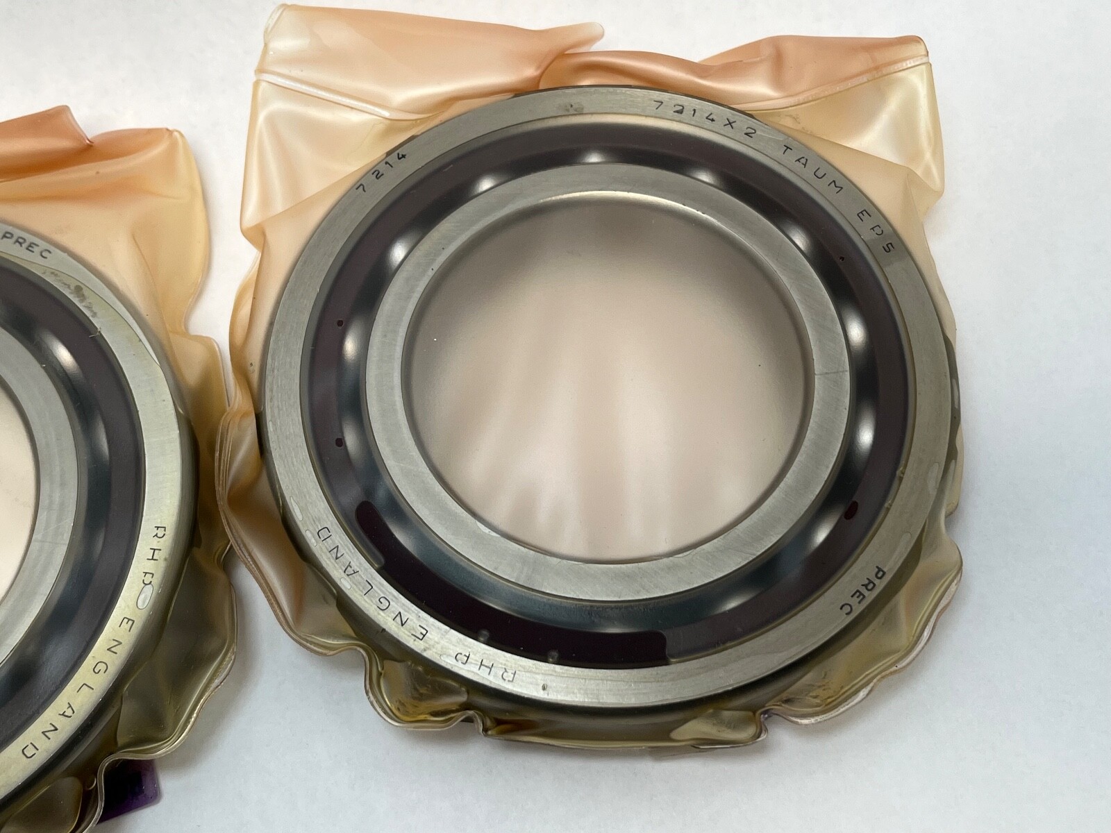 RHP 7214CTDUMP5 Angular Bearing 70x125x24 mm 7214C 7214-C-T-DUM-P5 England 2 Pcs