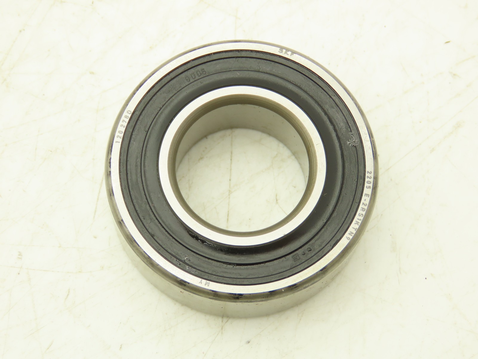 SKF 2205 E-2RS1K Ball Bearing 25mm-ID x 52mm-OD x 18mm-Width Lot Of 2
